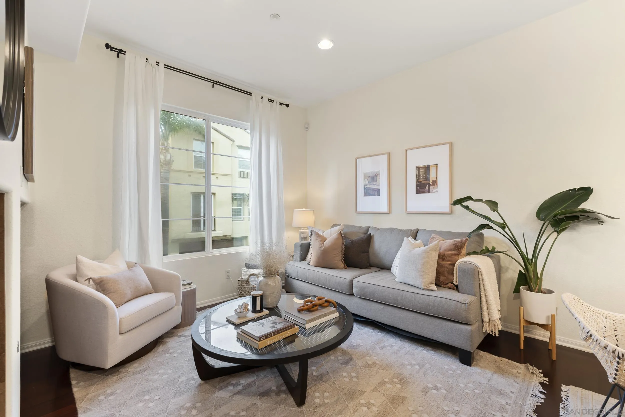 https://cdn.realtyfeed.com/cdn/127/260009934/d14df8ad7dfc4d97e2d9dcbaa8d980b8.webp
