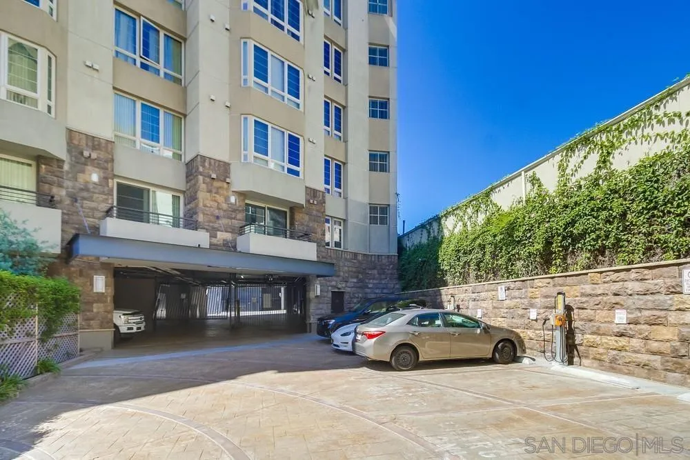 Photo #24: 260009935 Listing: Photo #24