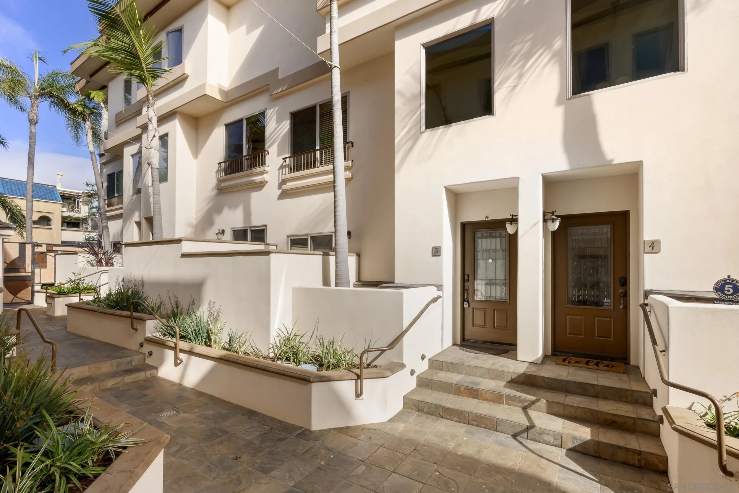 Photo #3: 260009940 Listing: Photo #3