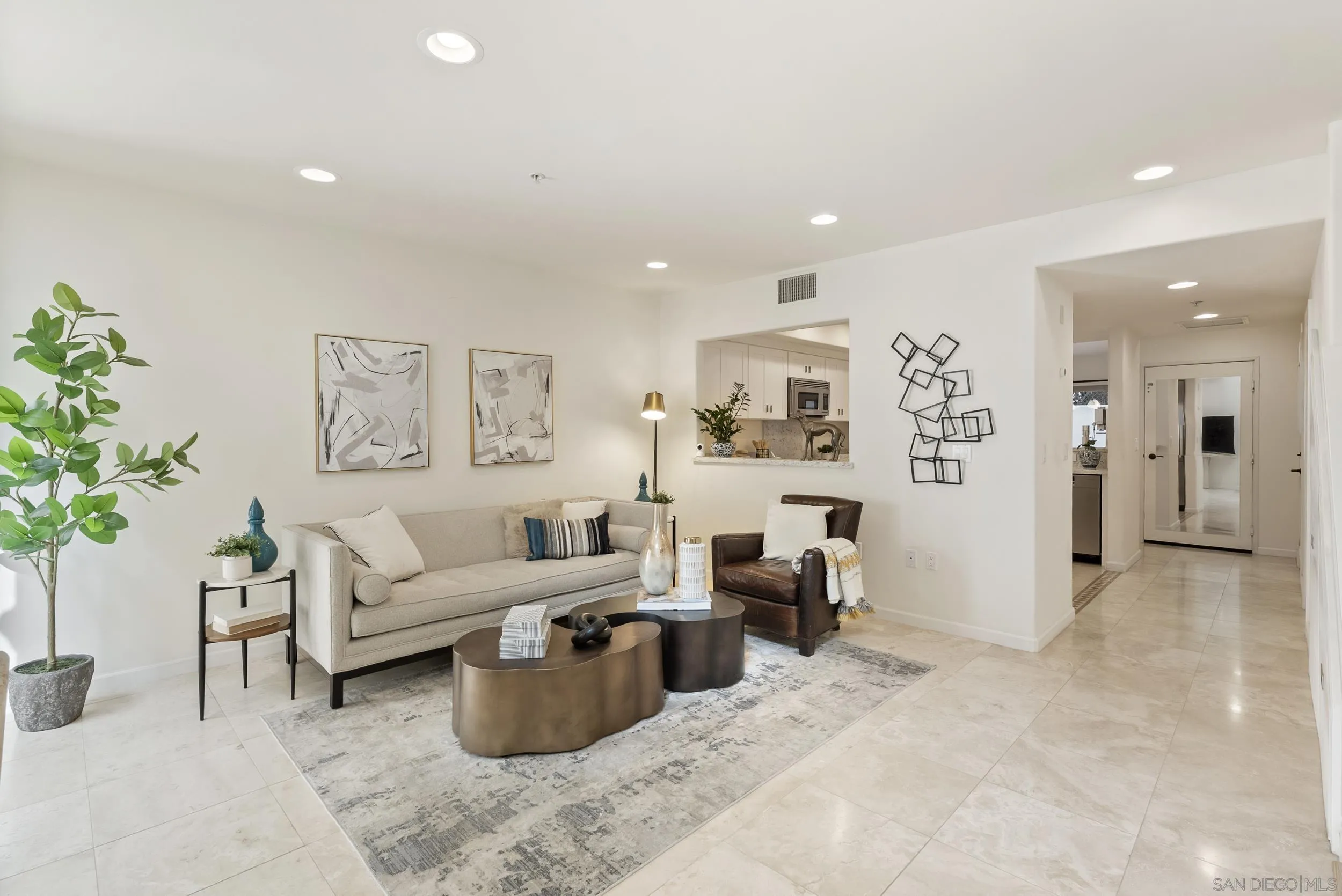 943 F Ave, Coronado, CA, 92118