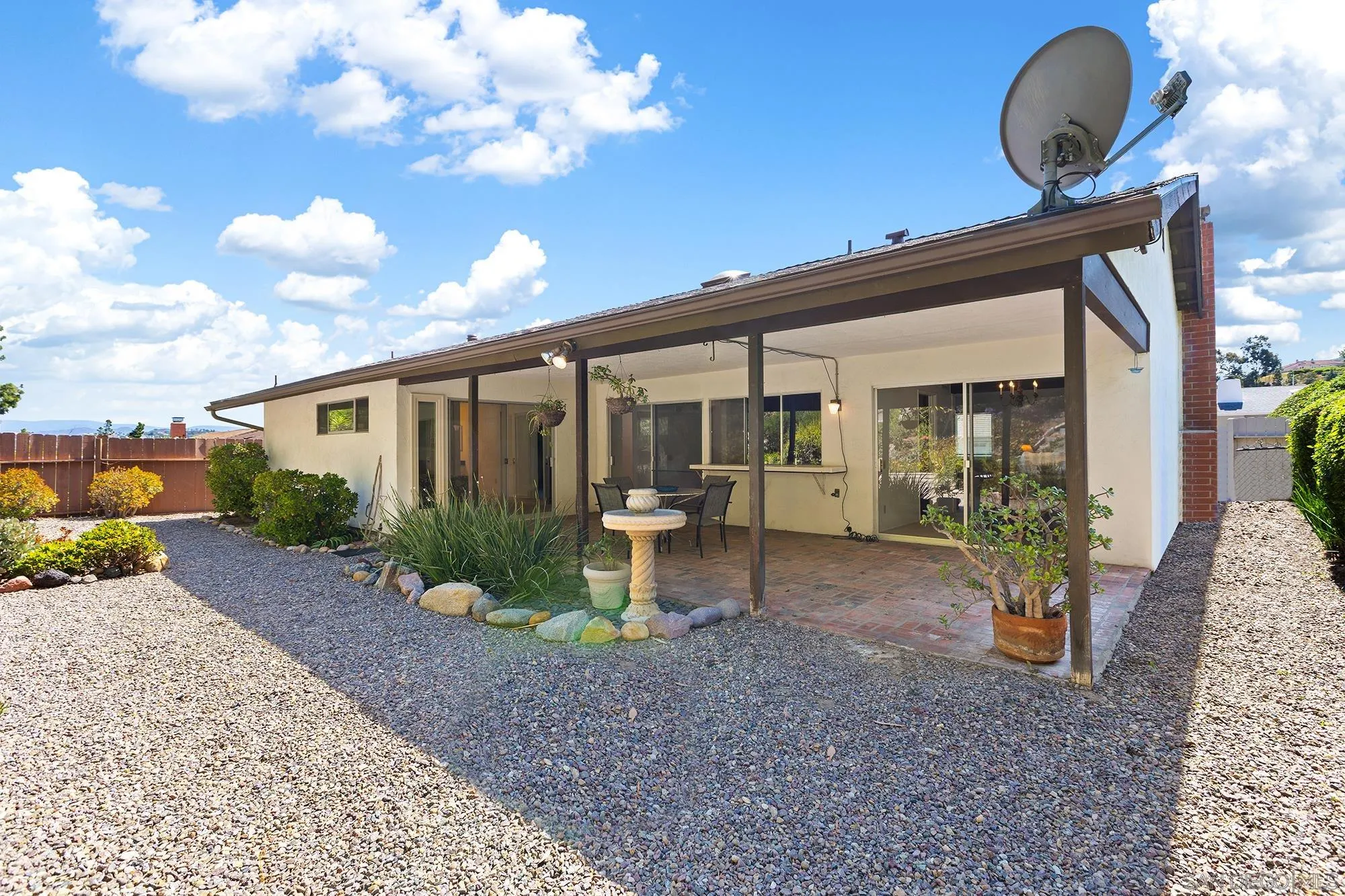 https://cdn.realtyfeed.com/cdn/127/260009941/91483a7f677fad74d29bee99e65286d7.webp