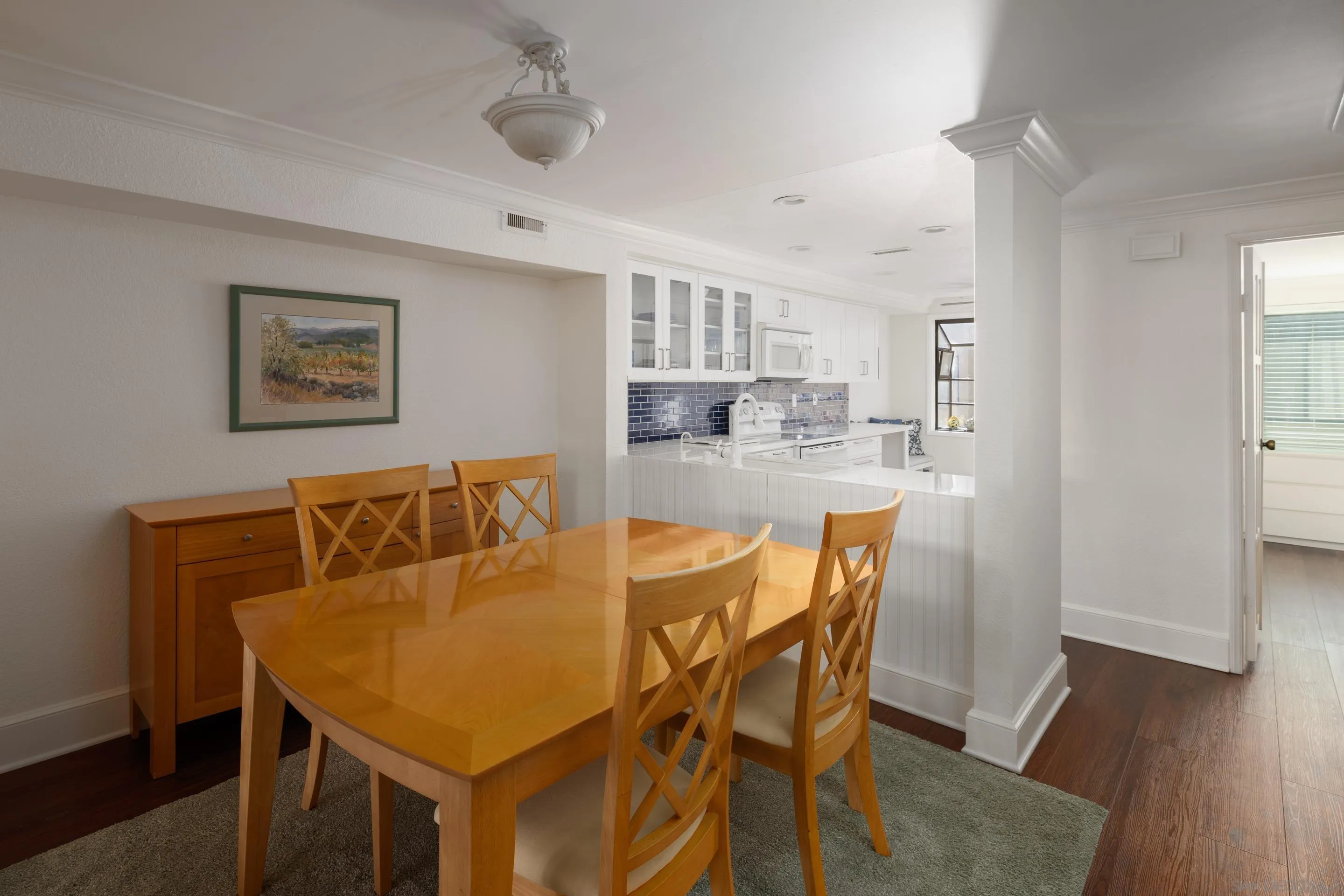 Photo #9: 260009942 Listing: Photo #9