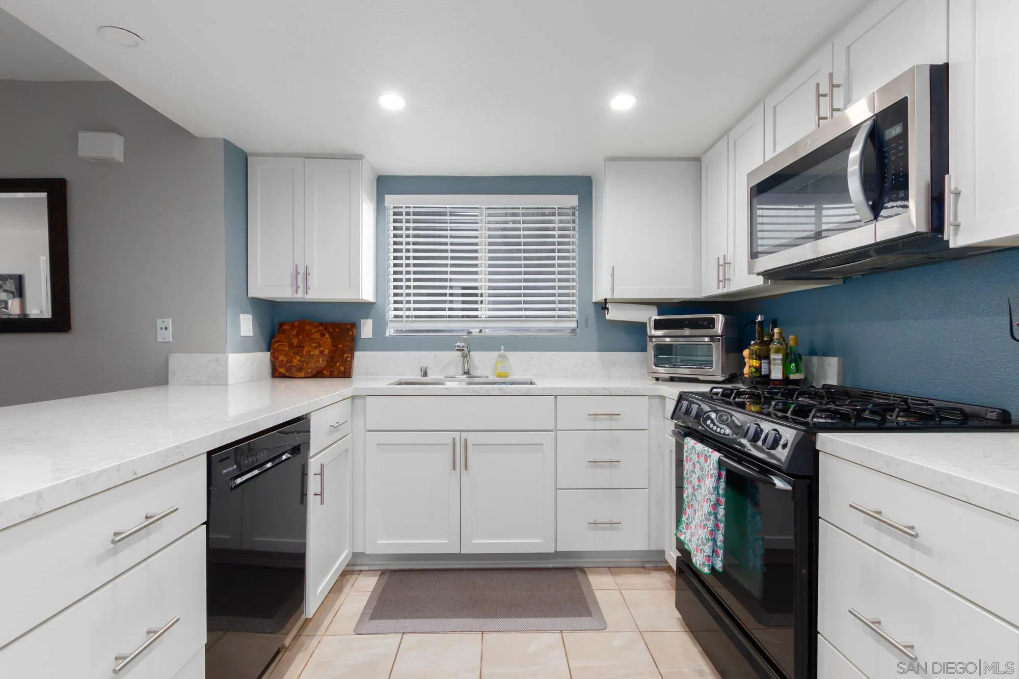 https://cdn.realtyfeed.com/cdn/127/260009943/6a24fc5658a563b511051889a52d390f.webp