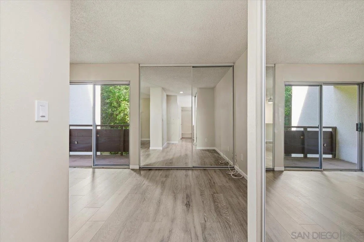 Photo #12: 260009944 Listing: Photo #12