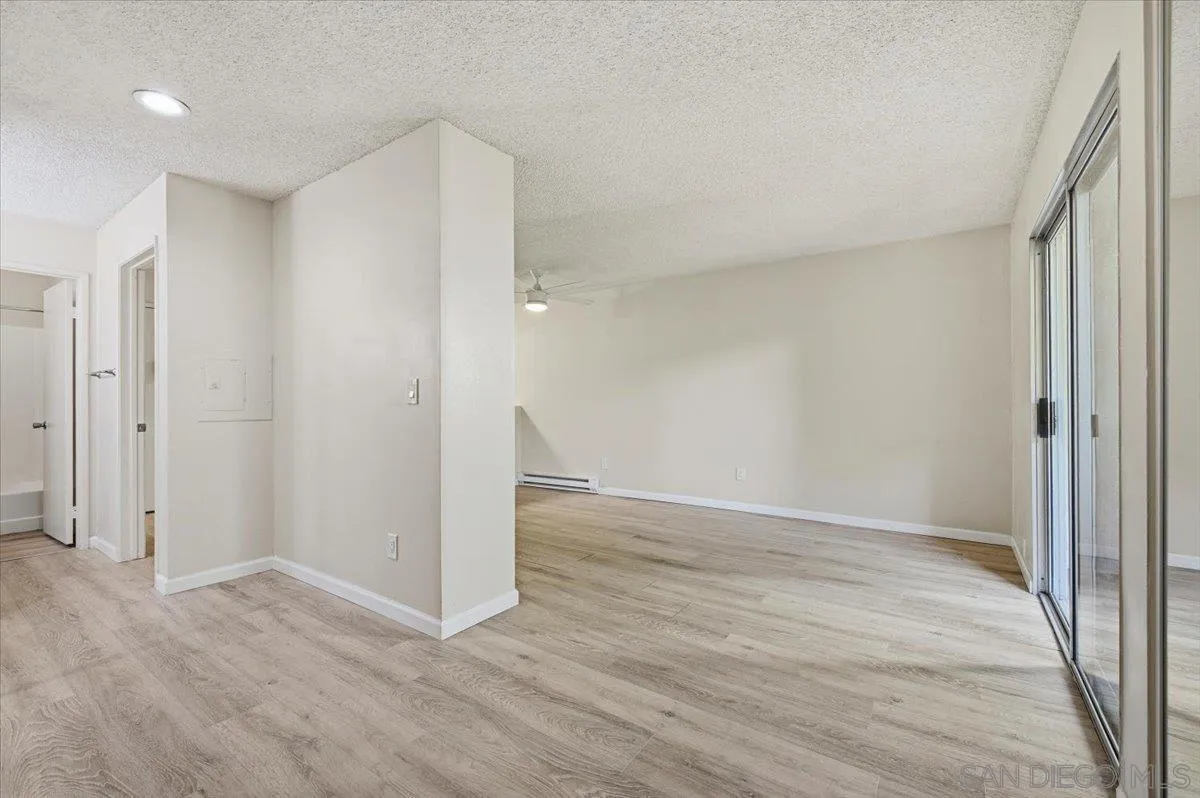 https://cdn.realtyfeed.com/cdn/127/260009944/56e7b5537f054be28d00f66bb58bedf1.webp