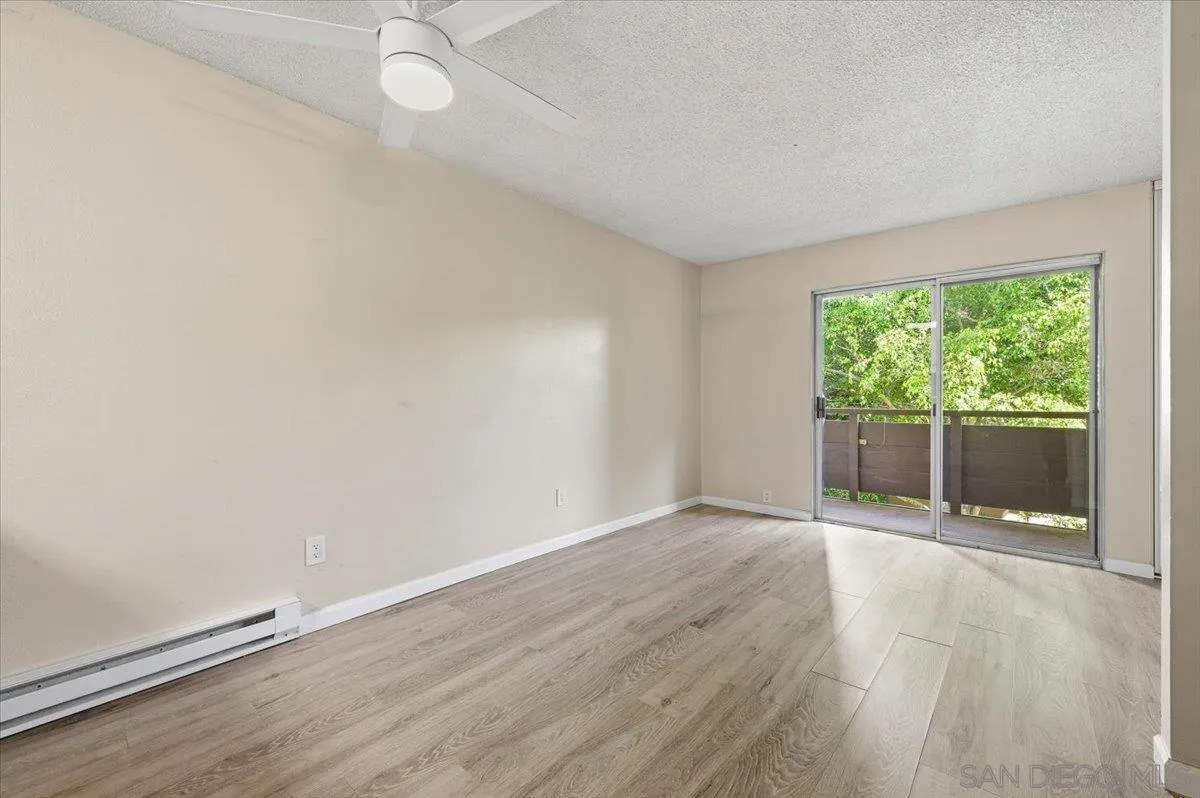 Photo #7: 260009944 Listing: Photo #7