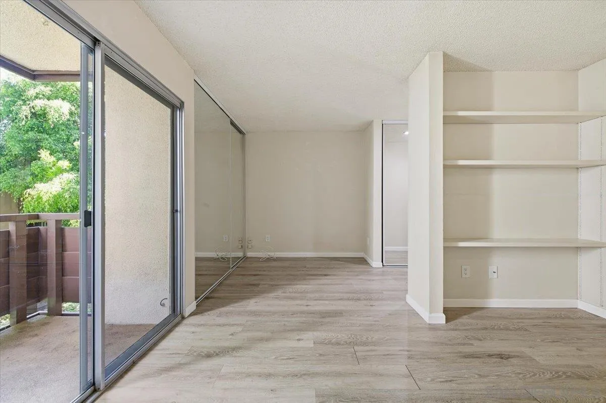 Photo #3: 260009944 Listing: Photo #3