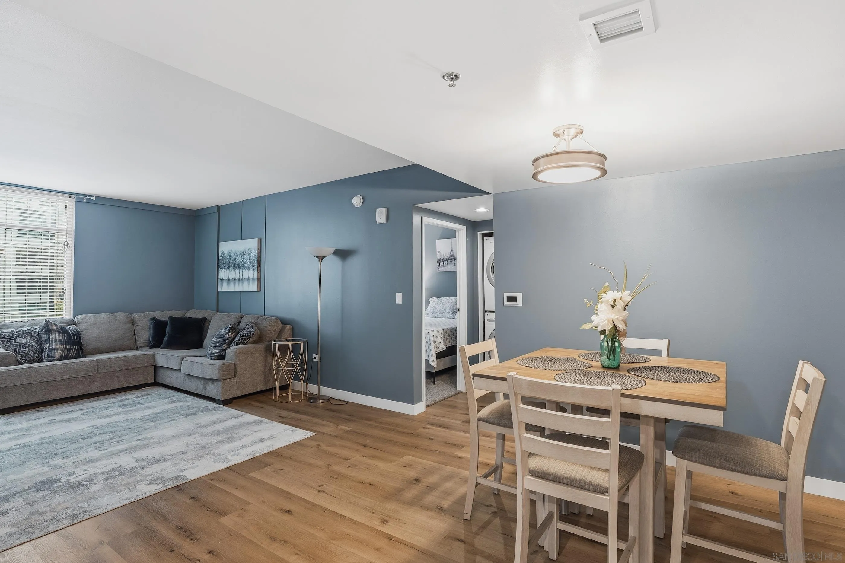 Photo #6: 260009948 Listing: Photo #6