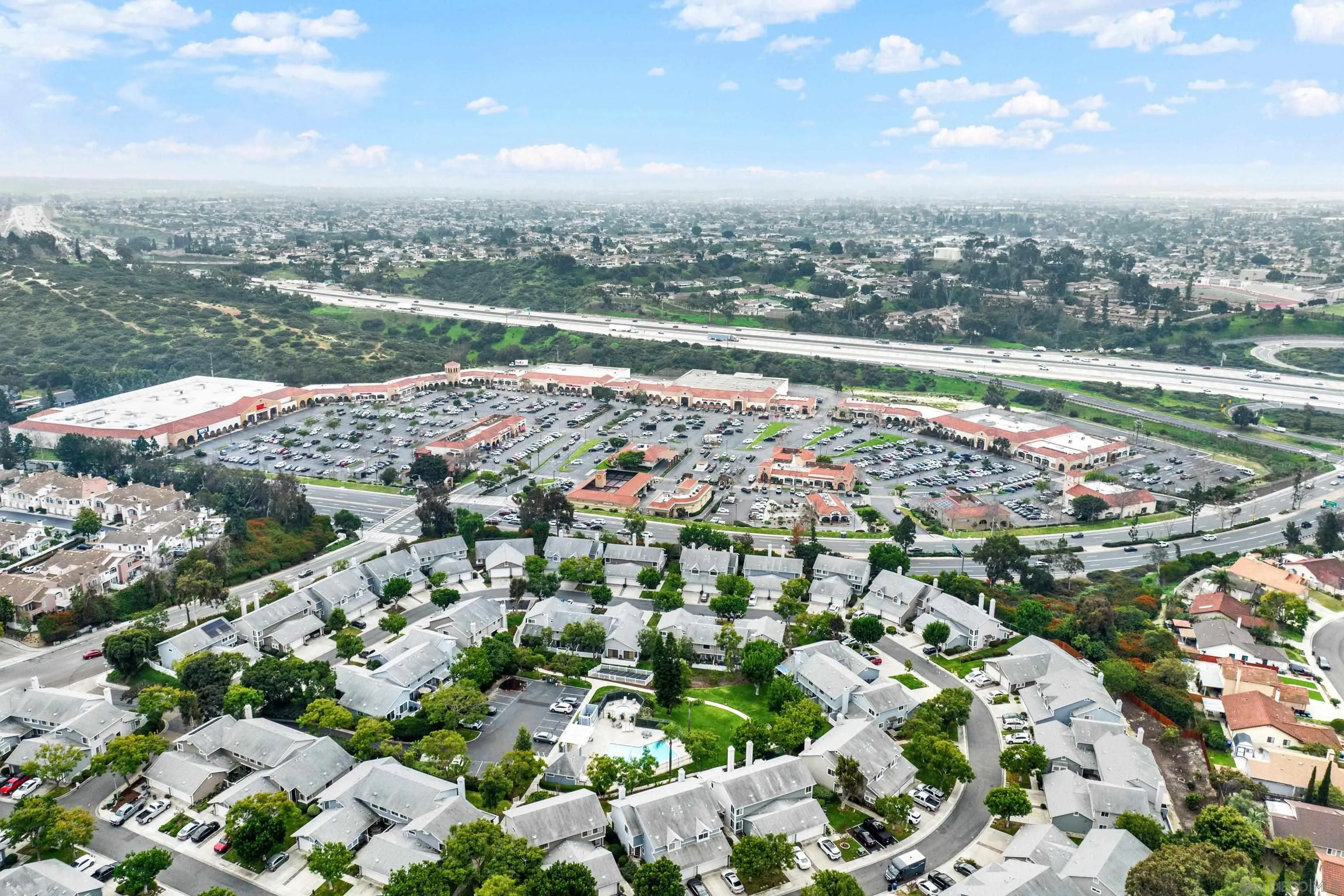 https://cdn.realtyfeed.com/cdn/127/260009953/4068fdd638bffc29ae0b83e01cf9d070.webp