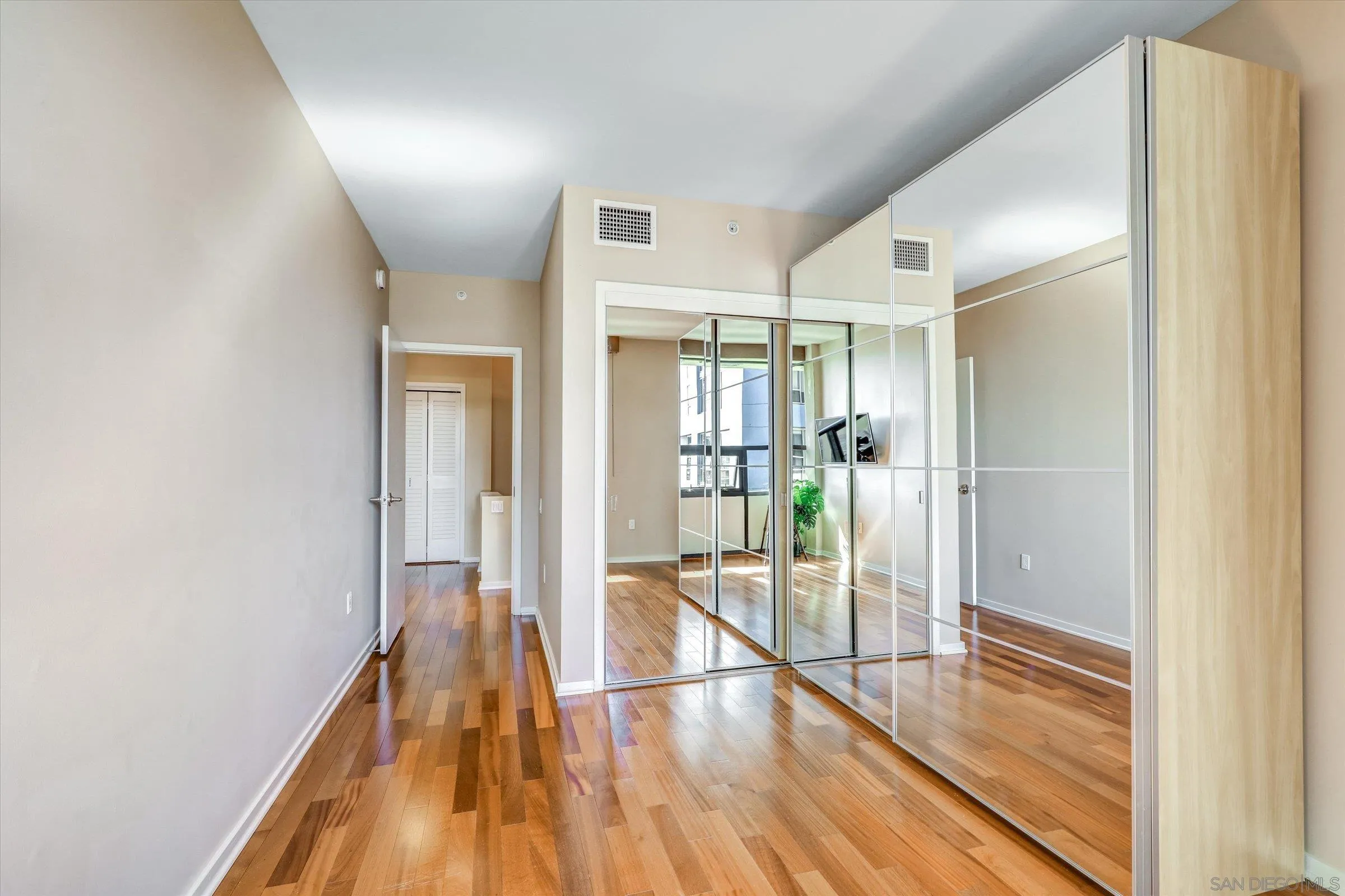 Photo #27: 260009958 Listing: Photo #27