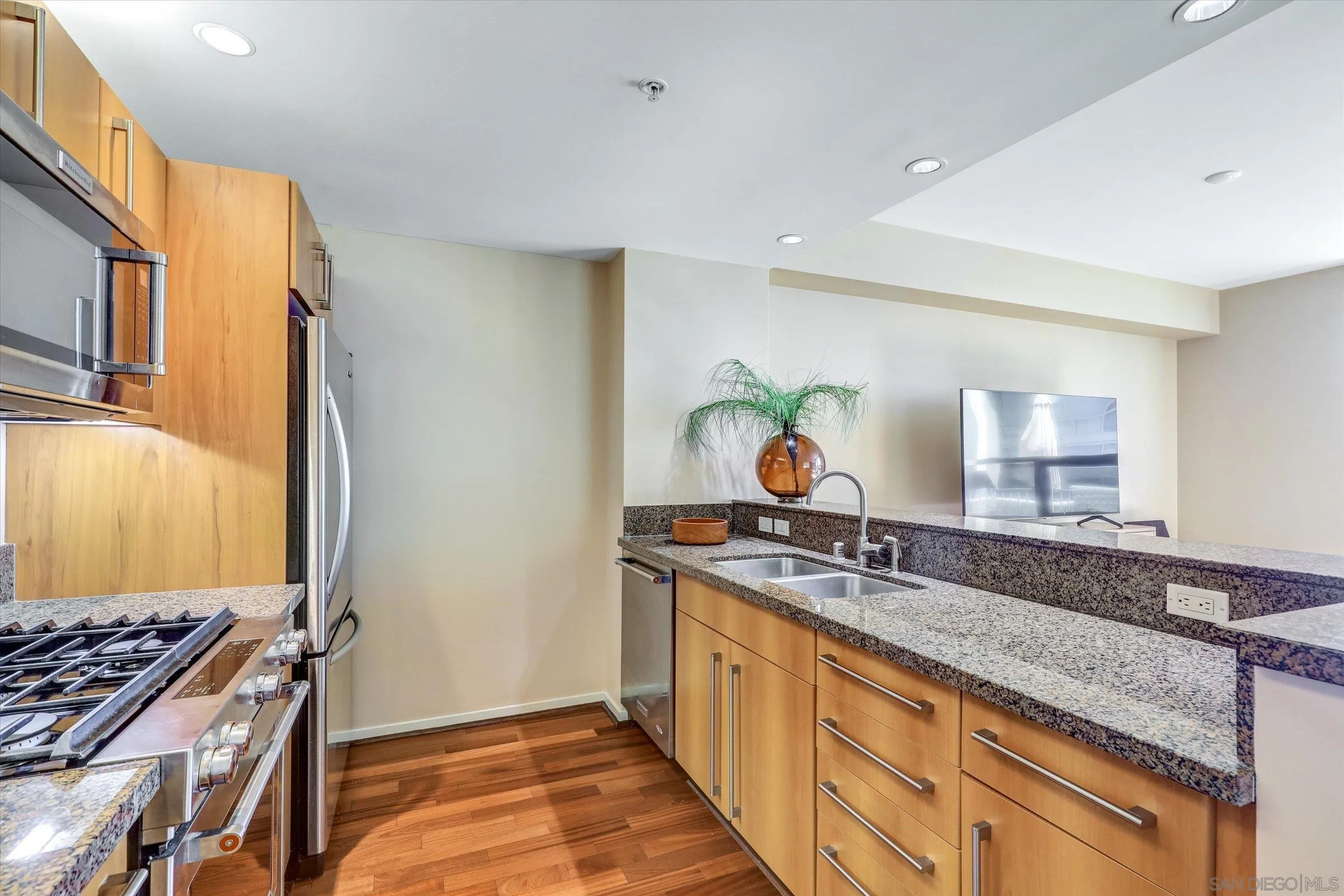 Photo #11: 260009958 Listing: Photo #11