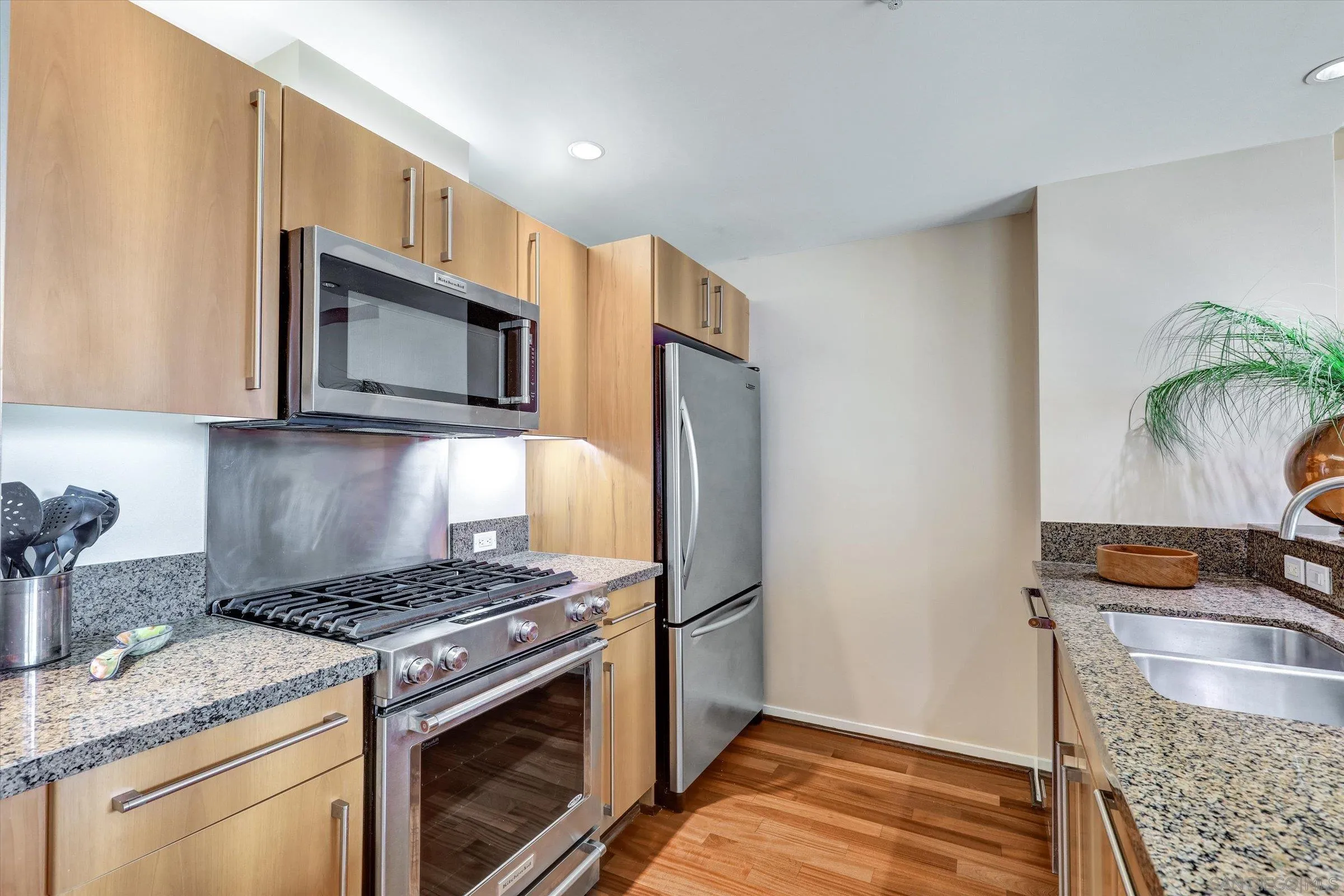 Photo #12: 260009958 Listing: Photo #12