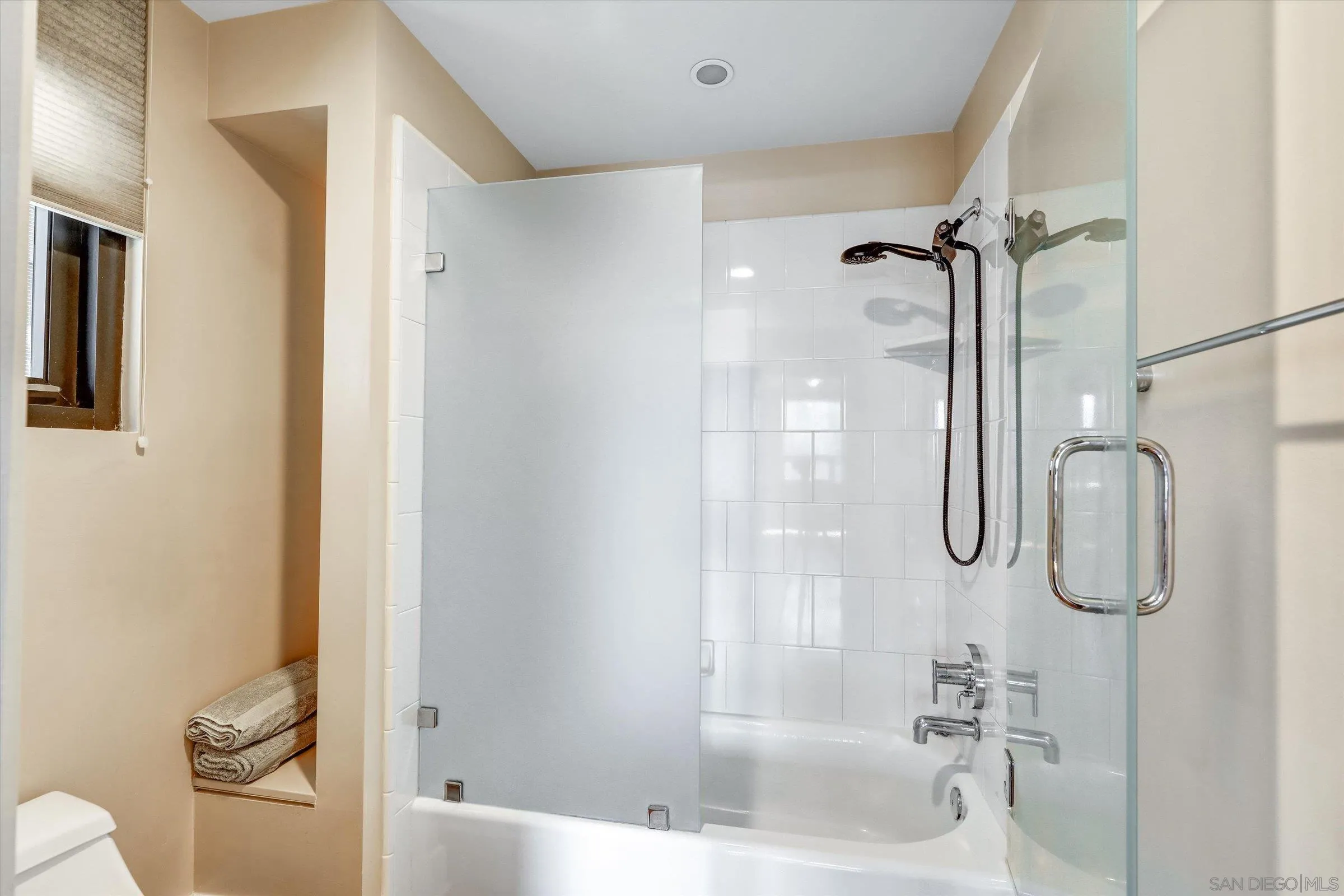 Photo #29: 260009958 Listing: Photo #29