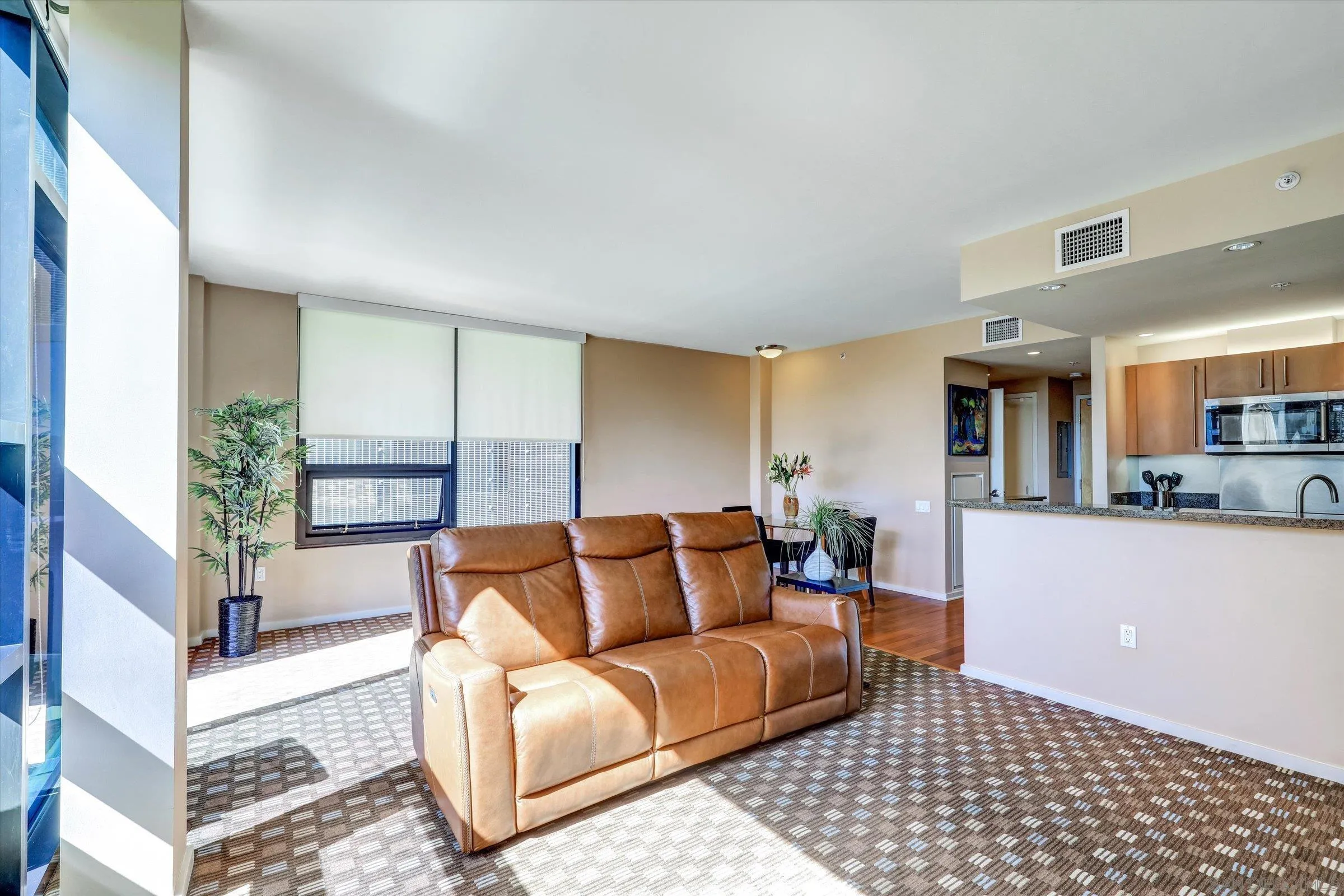 Photo #16: 260009958 Listing: Photo #16