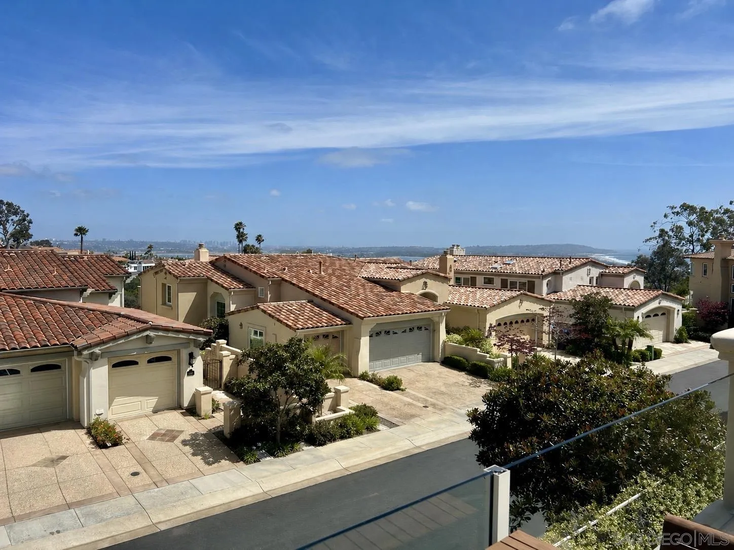 https://cdn.realtyfeed.com/cdn/127/260009963/60b911e07f5ac3db39c192835c87b4a6.webp