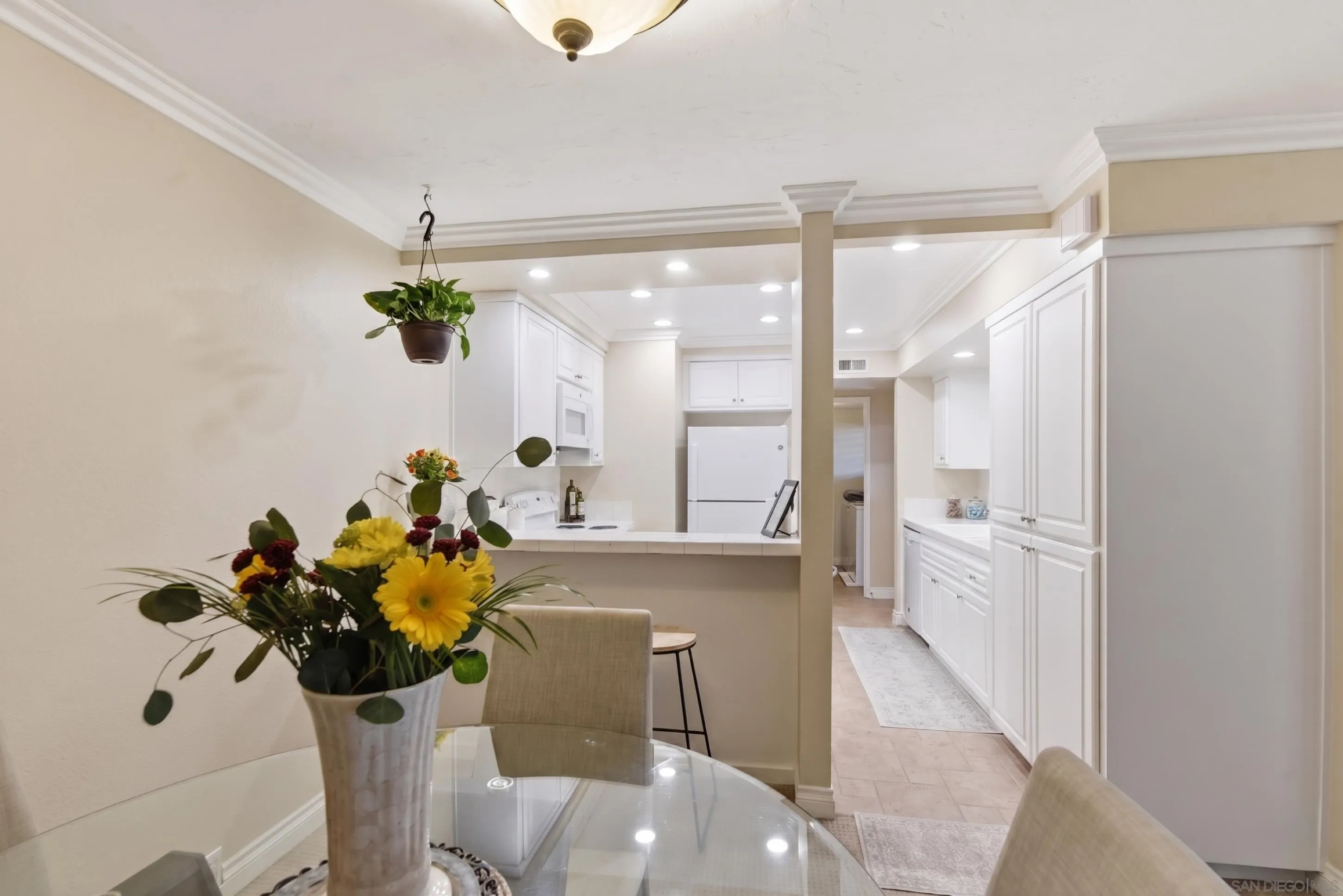 Photo #7: 260009967 Listing: Photo #7