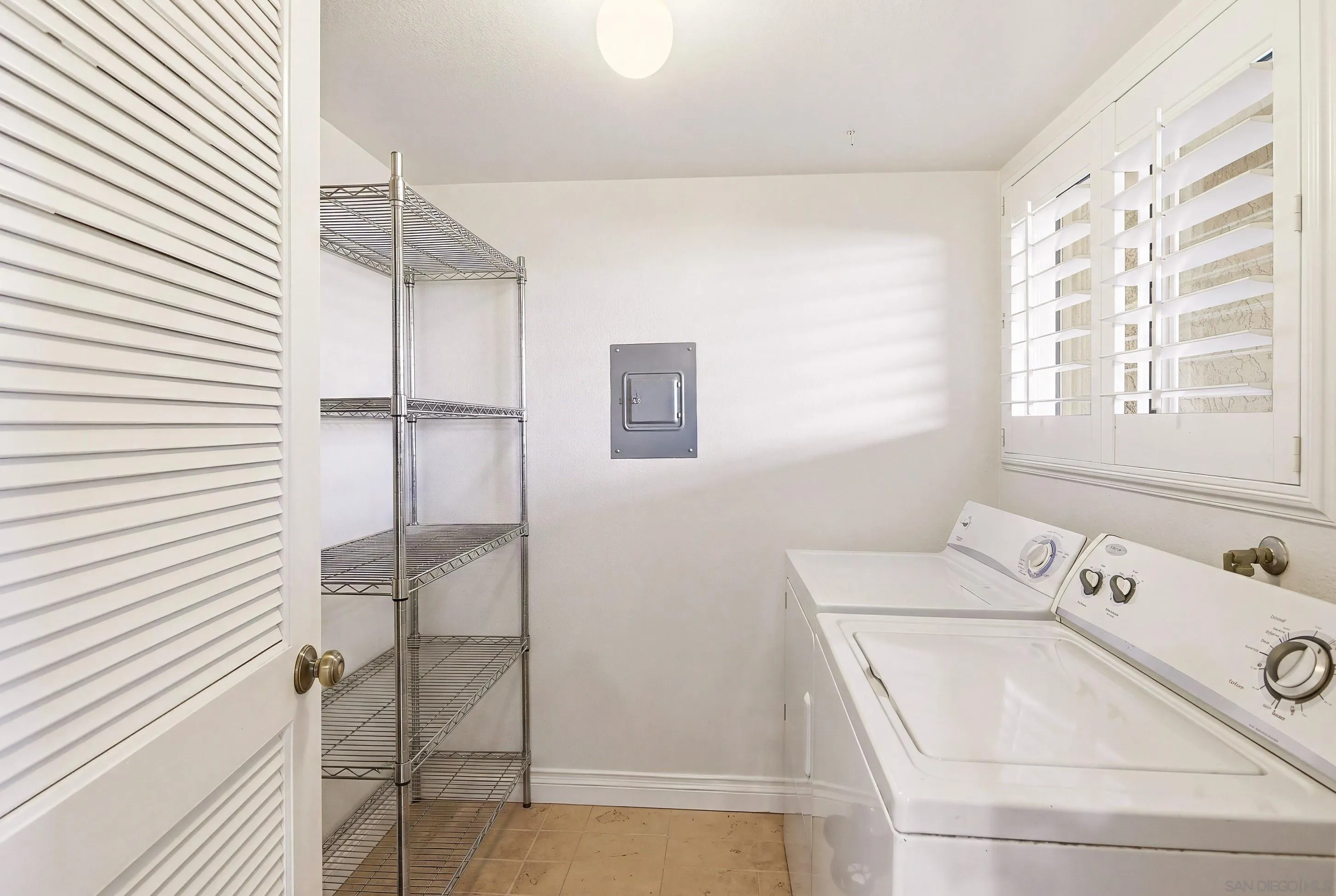Photo #12: 260009967 Listing: Photo #12