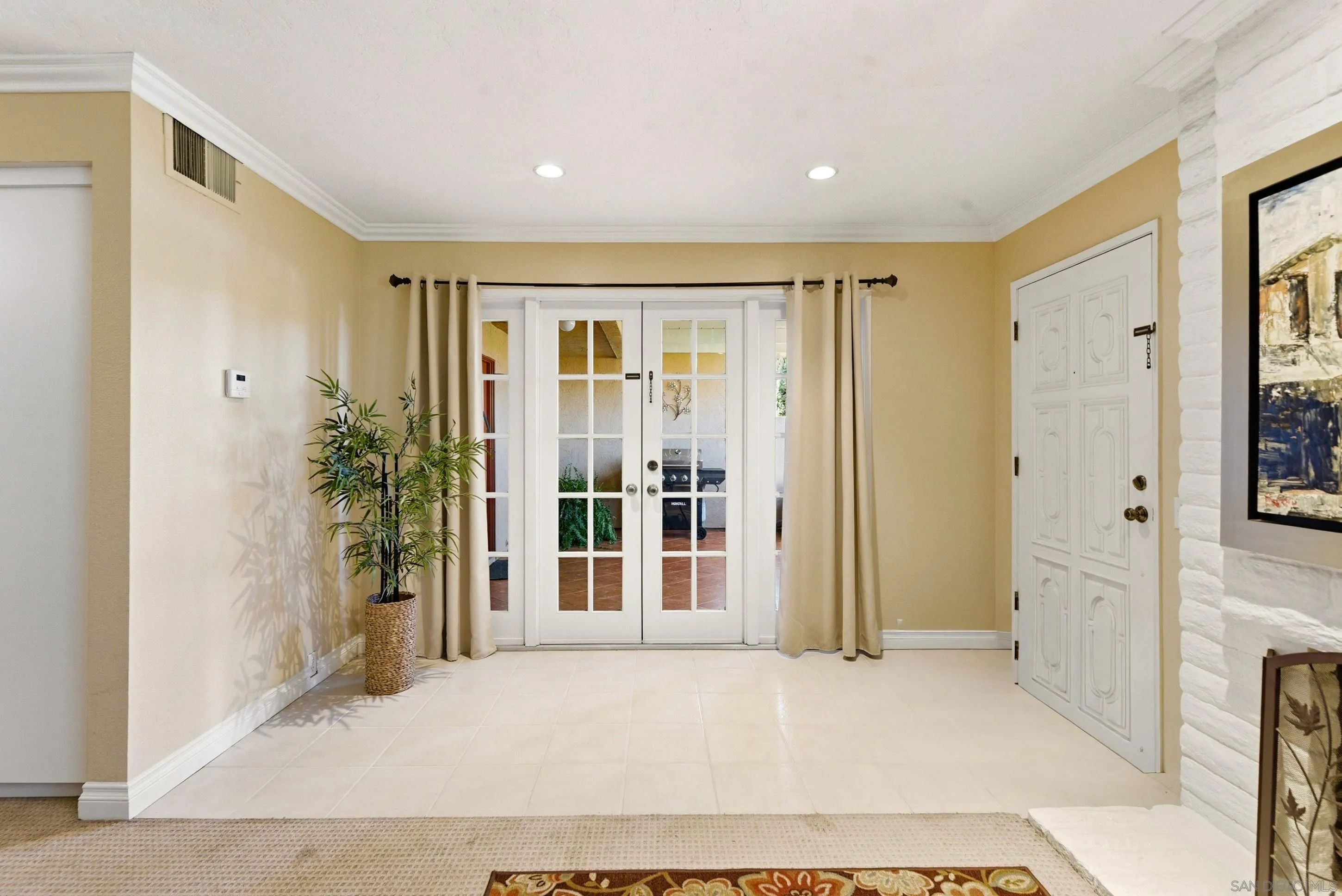 Photo #4: 260009967 Listing: Photo #4