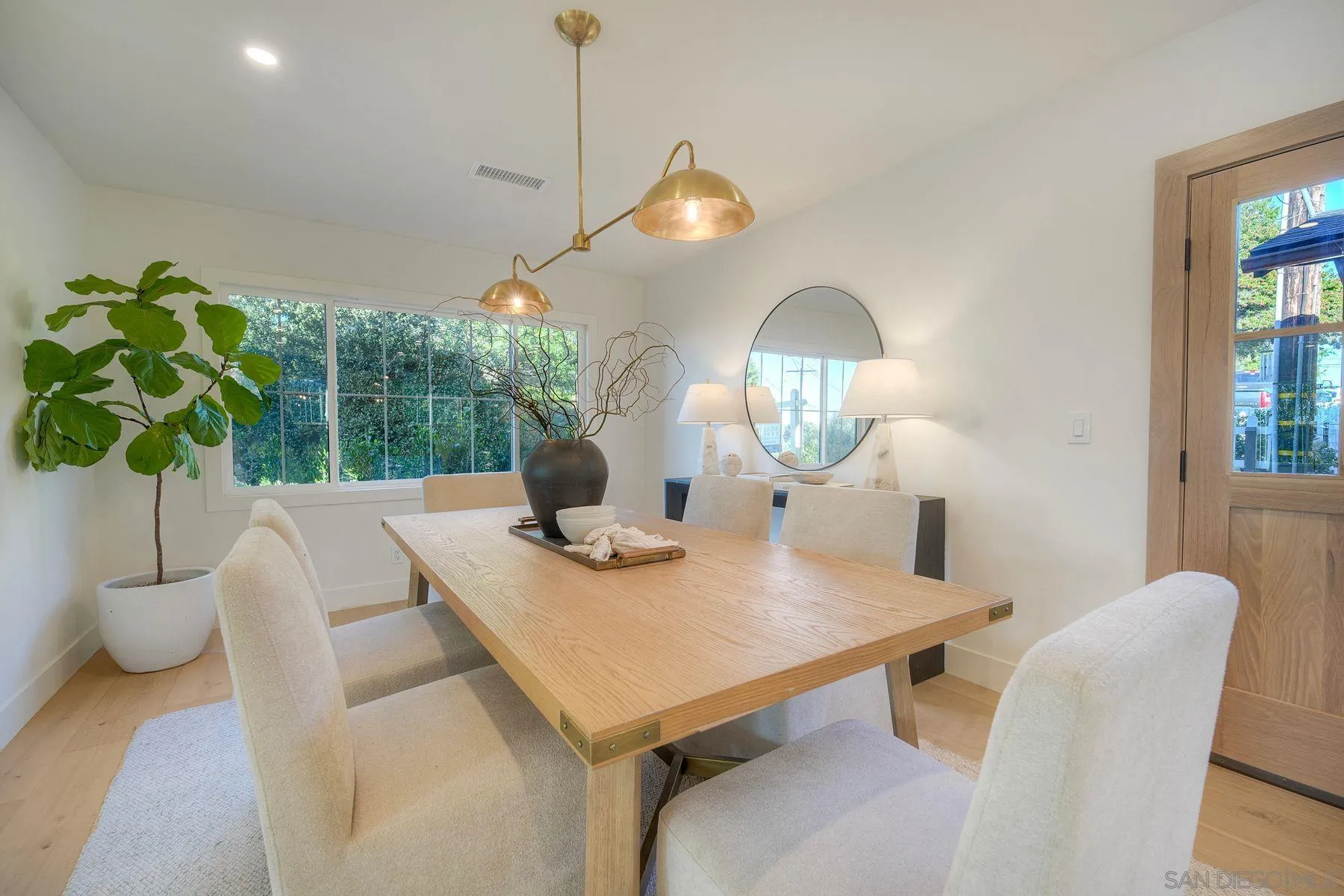 https://cdn.realtyfeed.com/cdn/127/260009974/2aa7c527ea6b735d911e0b7bb676e00c.webp