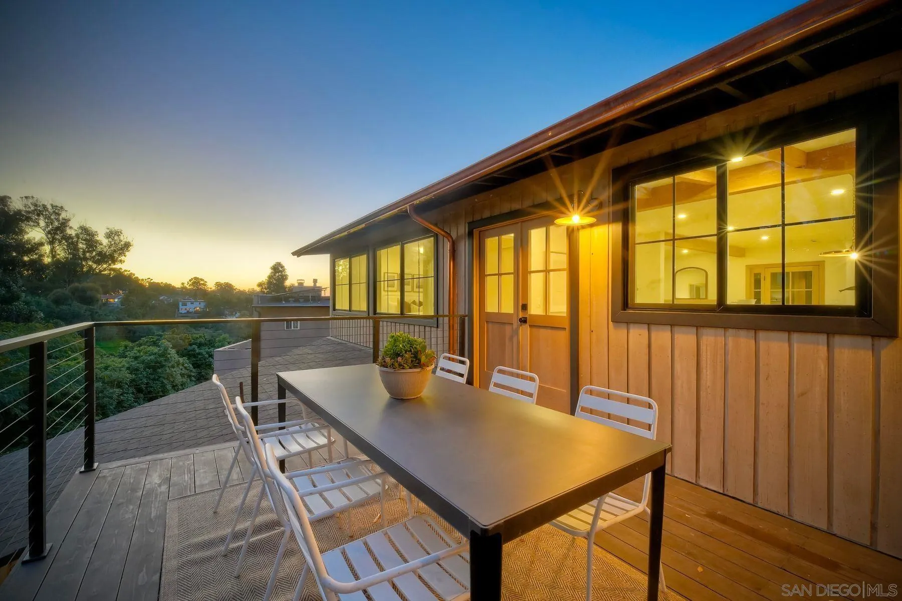 https://cdn.realtyfeed.com/cdn/127/260009974/2e51ff8896ffe979795f1974e58c5490.webp