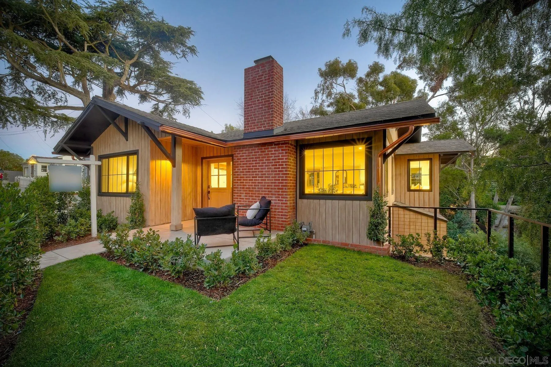 https://cdn.realtyfeed.com/cdn/127/260009974/6aa696d802350dedd6bba07ddde8c577.webp