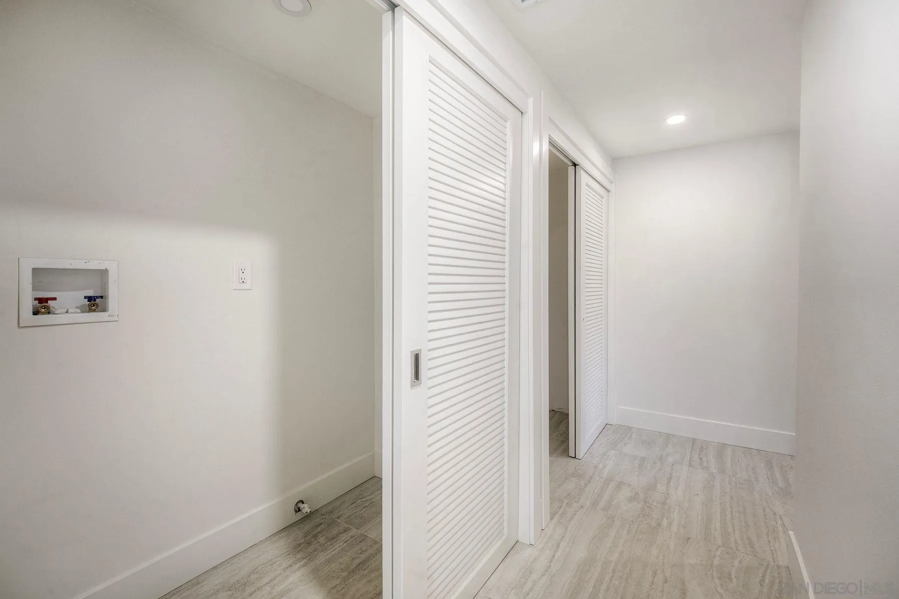 https://cdn.realtyfeed.com/cdn/127/260009974/98210d3f20e94ce26f6011621239fe9a.webp