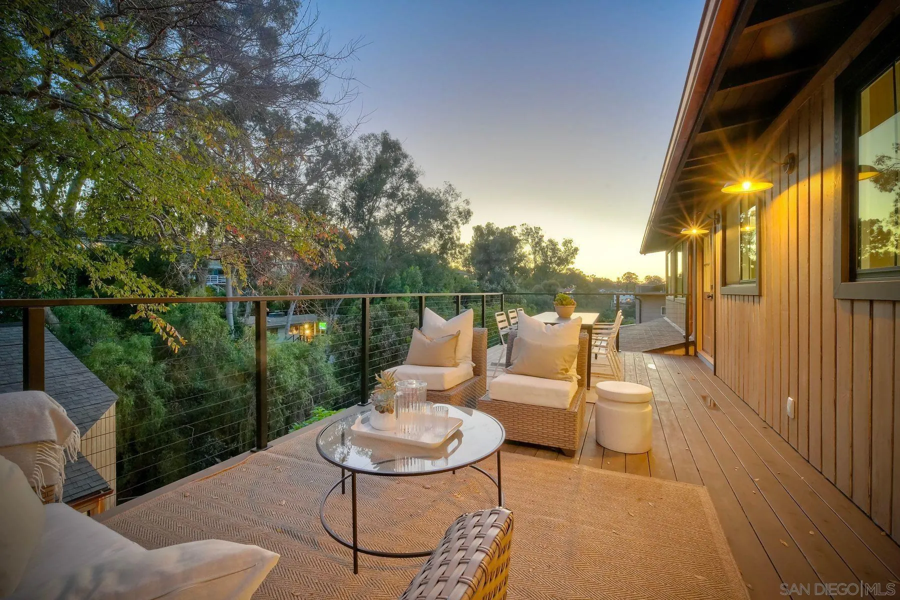 https://cdn.realtyfeed.com/cdn/127/260009974/b16b73fb5b43a509919bc1e01244dfdf.webp