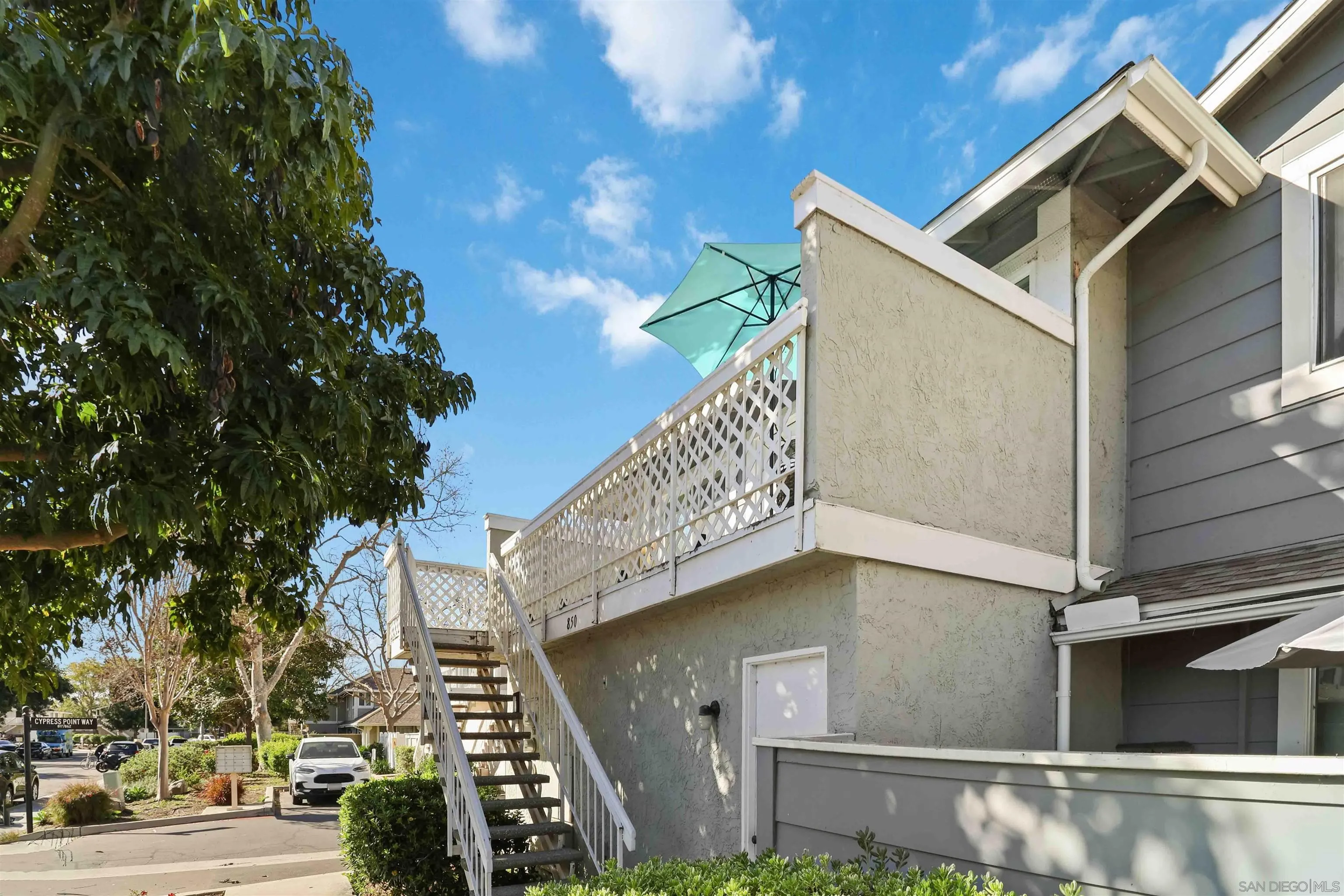 Photo #5: 260009978 Listing: Photo #5