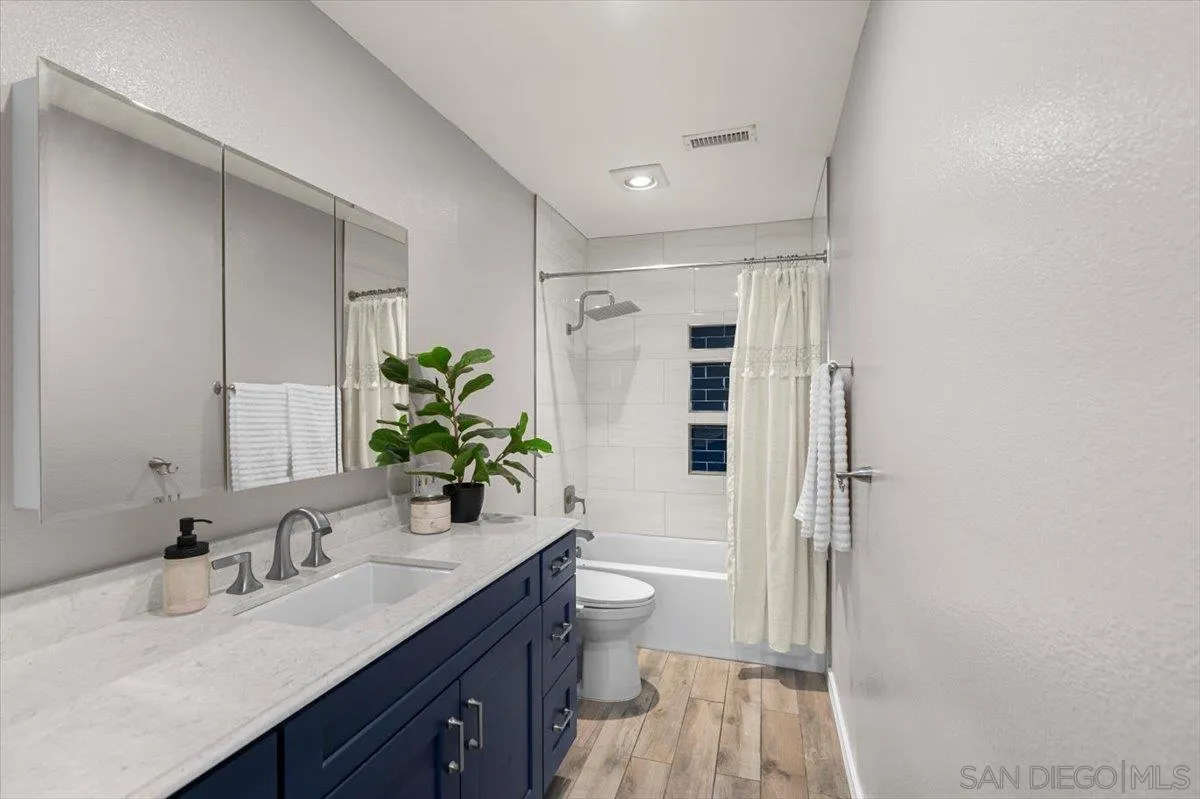 https://cdn.realtyfeed.com/cdn/127/260009983/542481264a750dbb42c62ec58fcf2954.webp