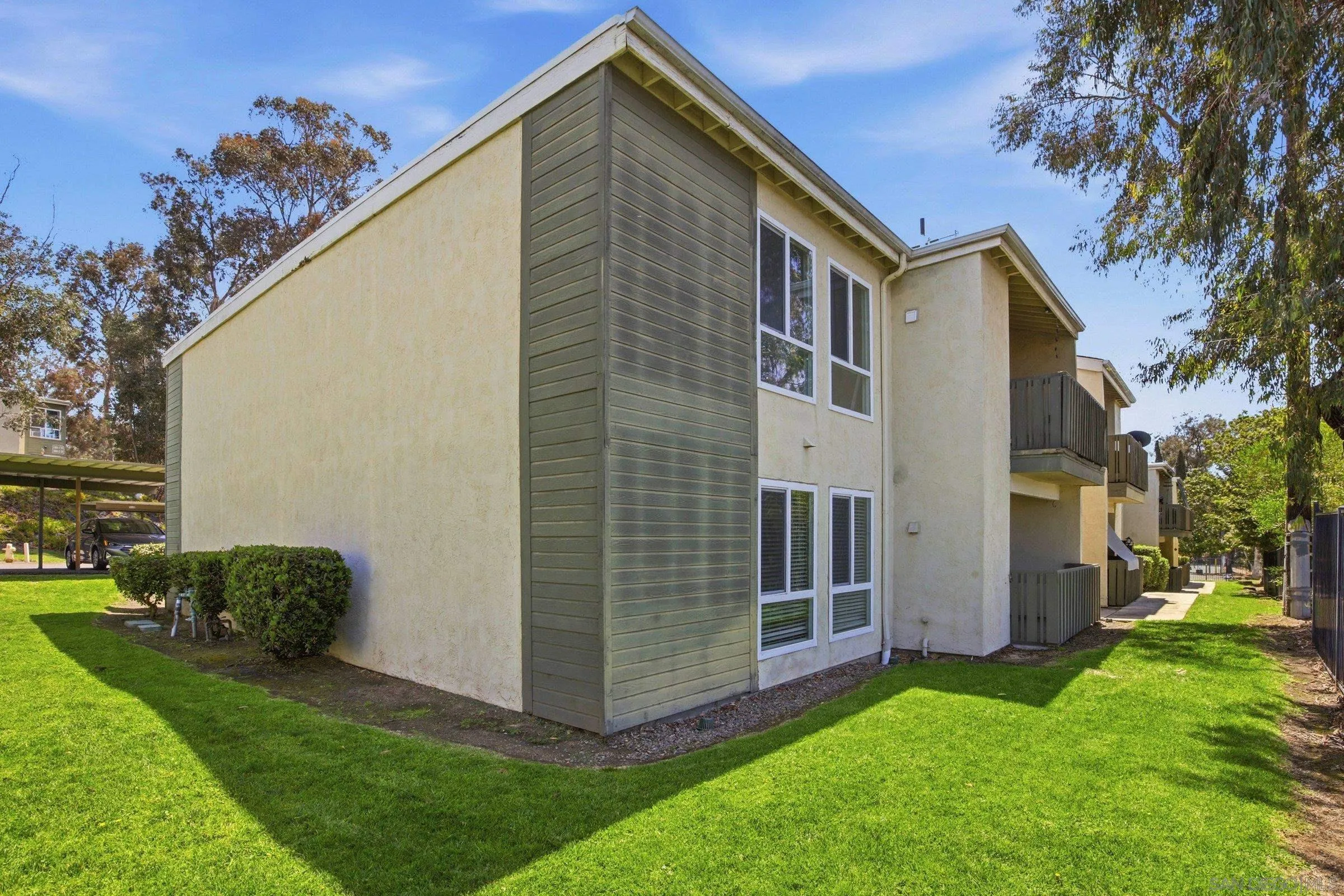 https://cdn.realtyfeed.com/cdn/127/260009995/0f0136df387ac912dfb79fbb6676e2b2.webp
