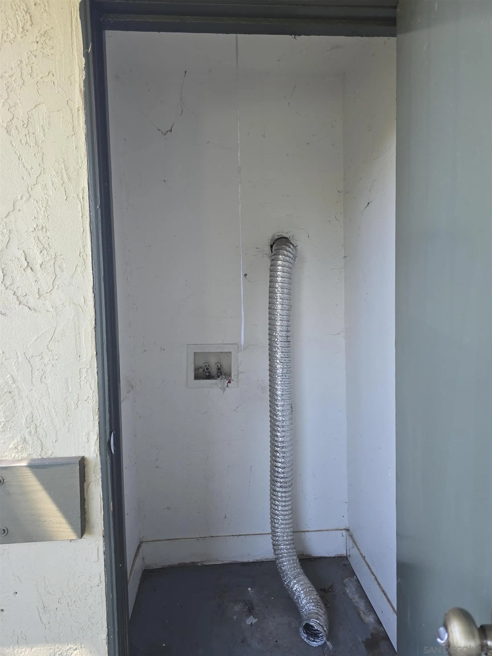 Photo #17: 260009995 Listing: Photo #17