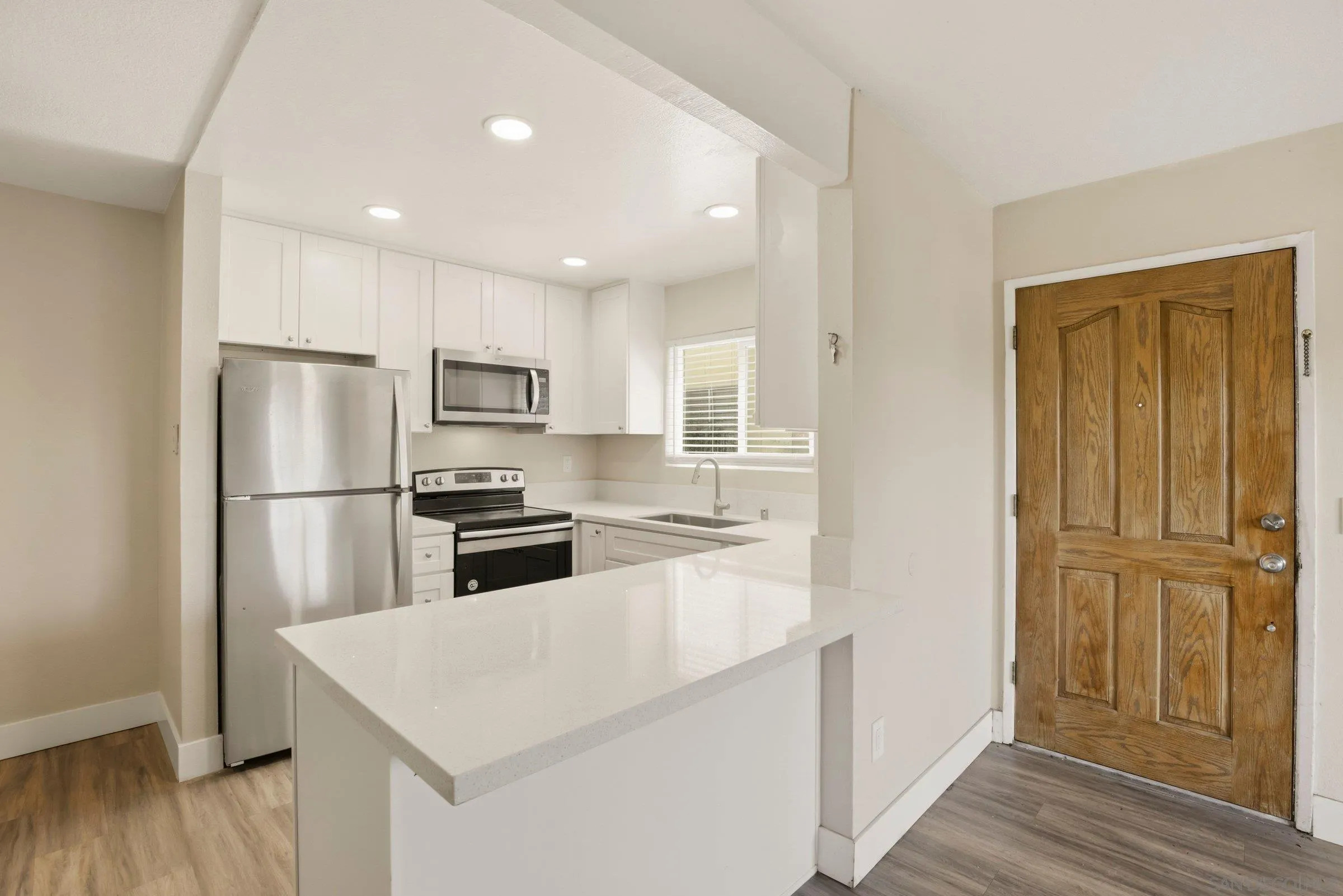 https://cdn.realtyfeed.com/cdn/127/260009995/335fcd0f8df458750e574497c6f7f404.webp