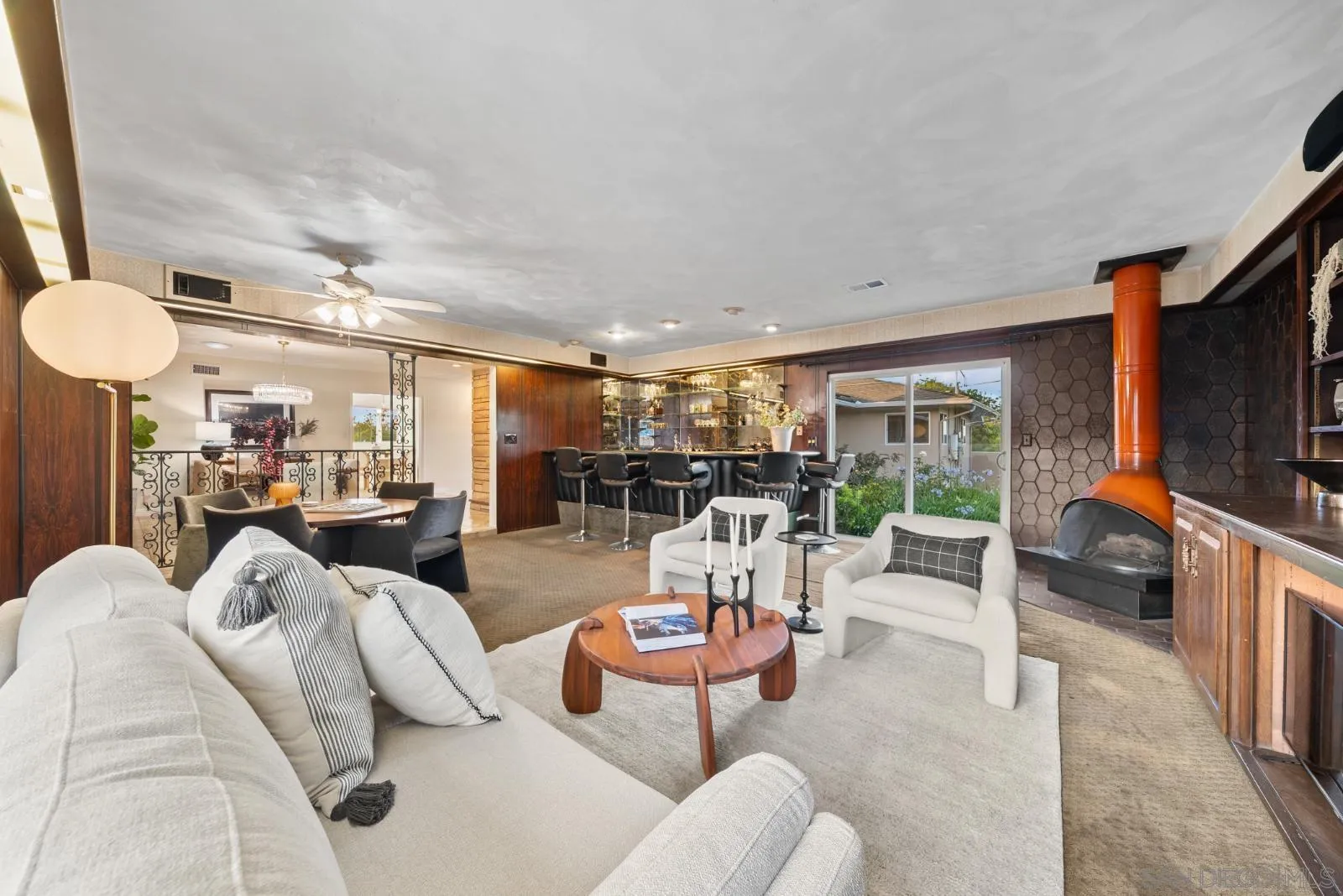 https://cdn.realtyfeed.com/cdn/127/260009996/87bd0d8dce496c9790a4aa5cb23479b4.webp
