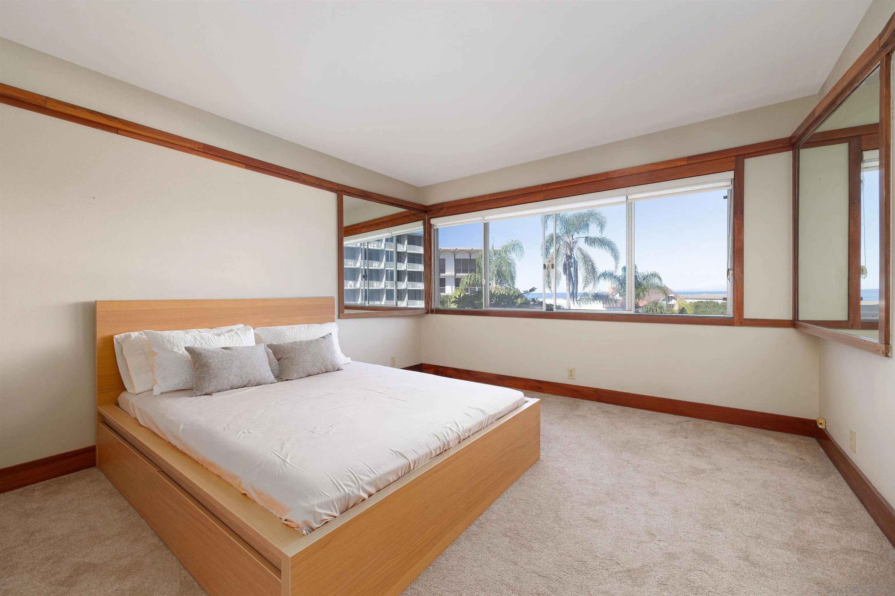 Photo #12: 2600100 Listing: Photo #12