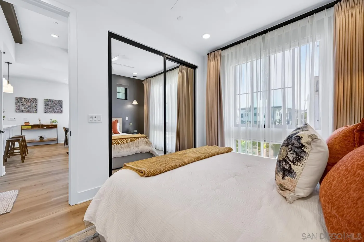 Photo #13: 260010006 Listing: Photo #13