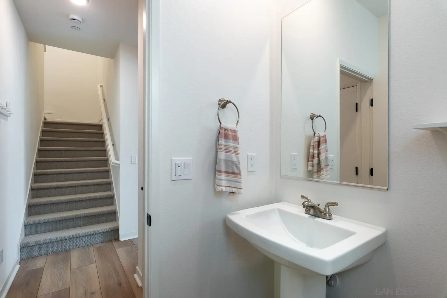 Photo #8: 260010011 Listing: Photo #8