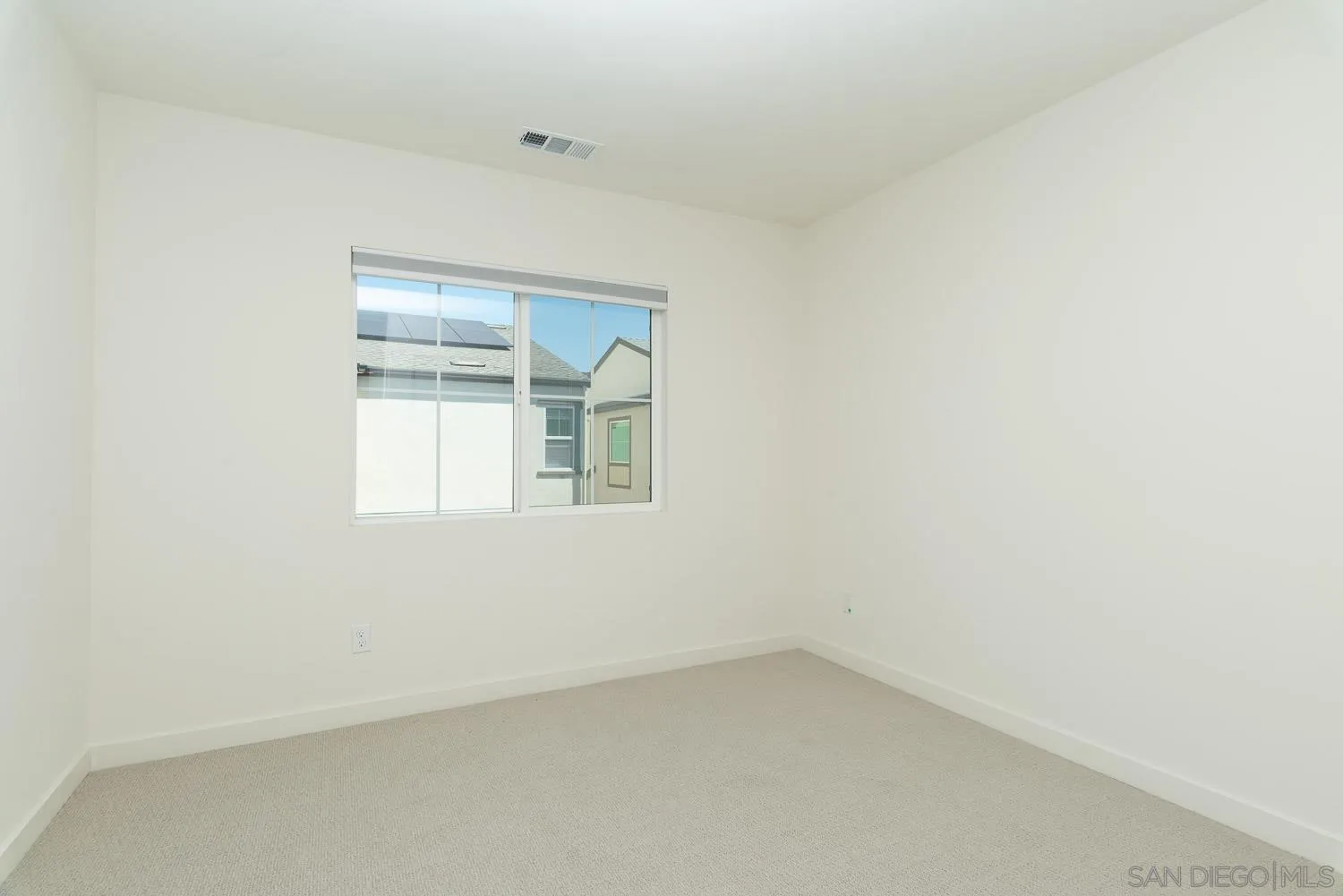 Photo #18: 260010011 Listing: Photo #18