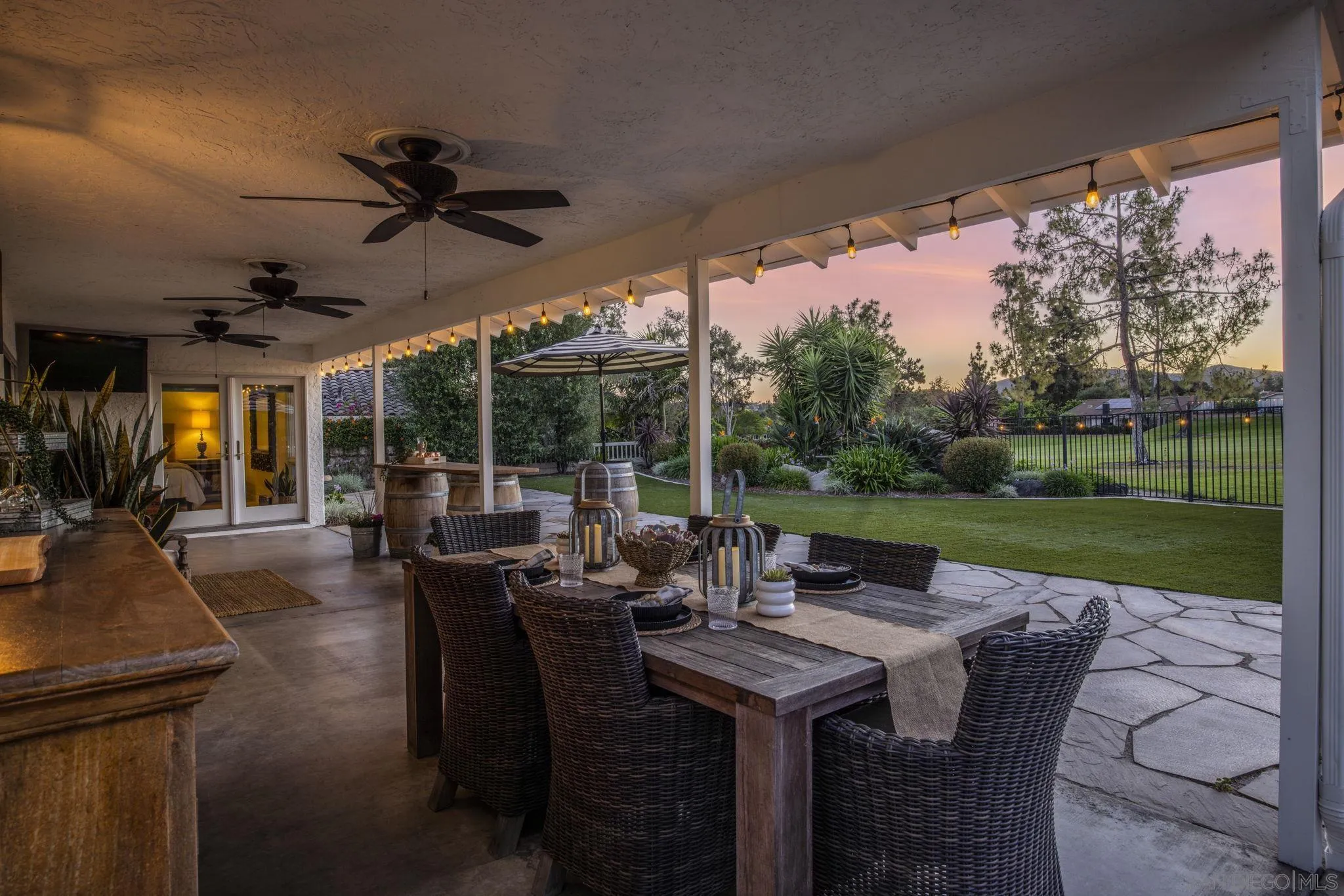 https://cdn.realtyfeed.com/cdn/127/260010013/7066924144b94e20c1eef47906683eb7.webp