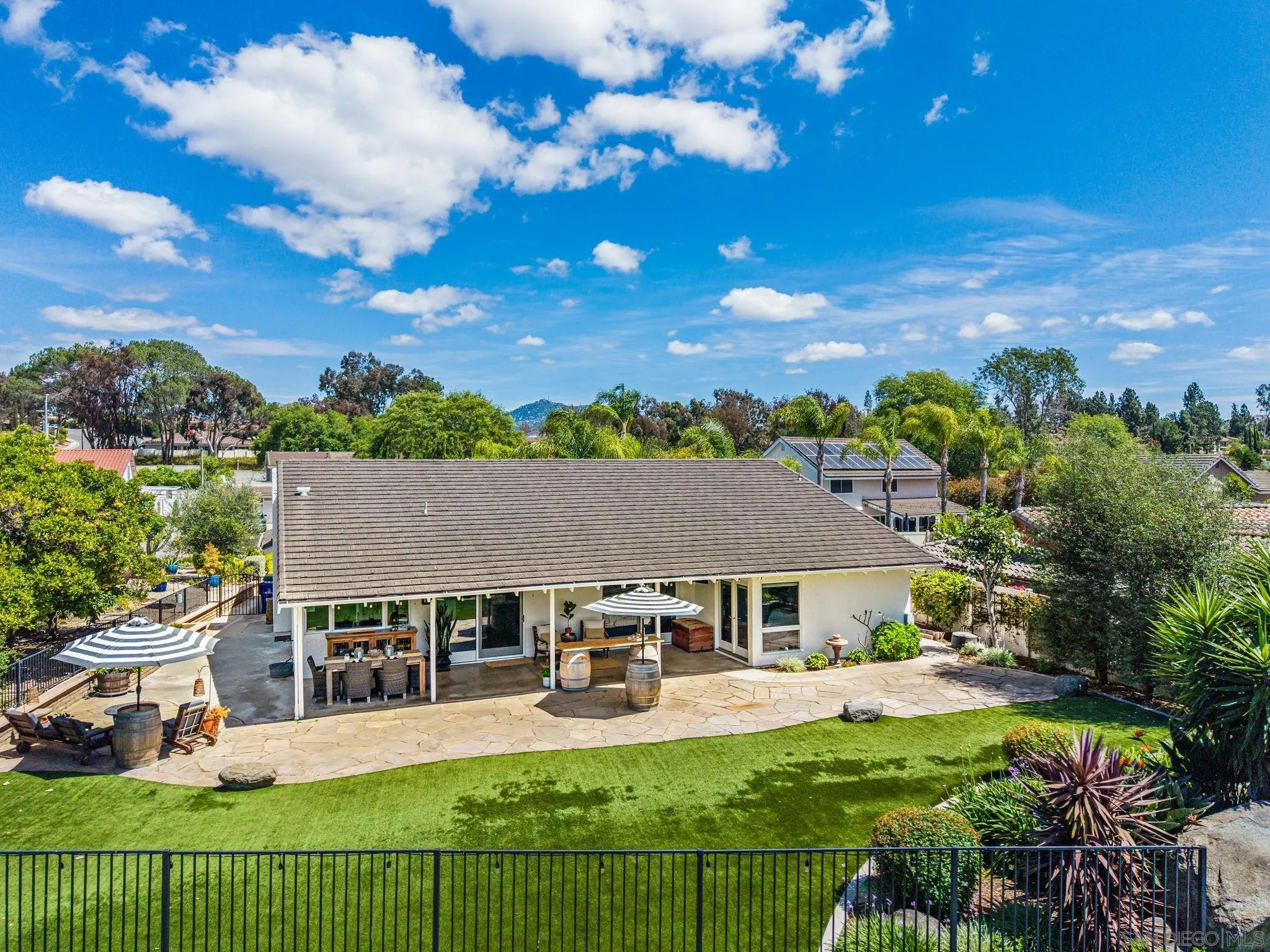 https://cdn.realtyfeed.com/cdn/127/260010013/b757887003c34ef454acacff68829222.webp