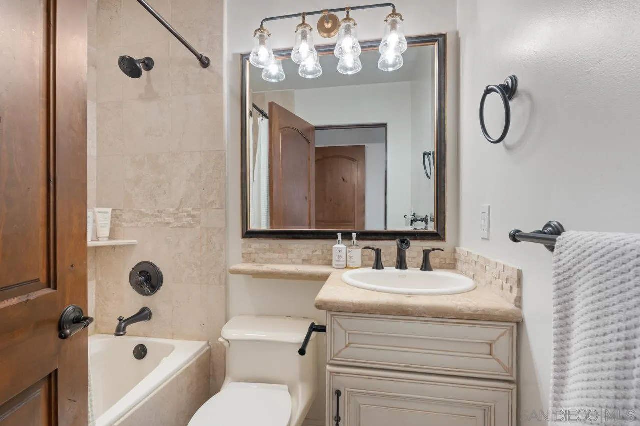Photo #17: 260010015 Listing: Photo #17