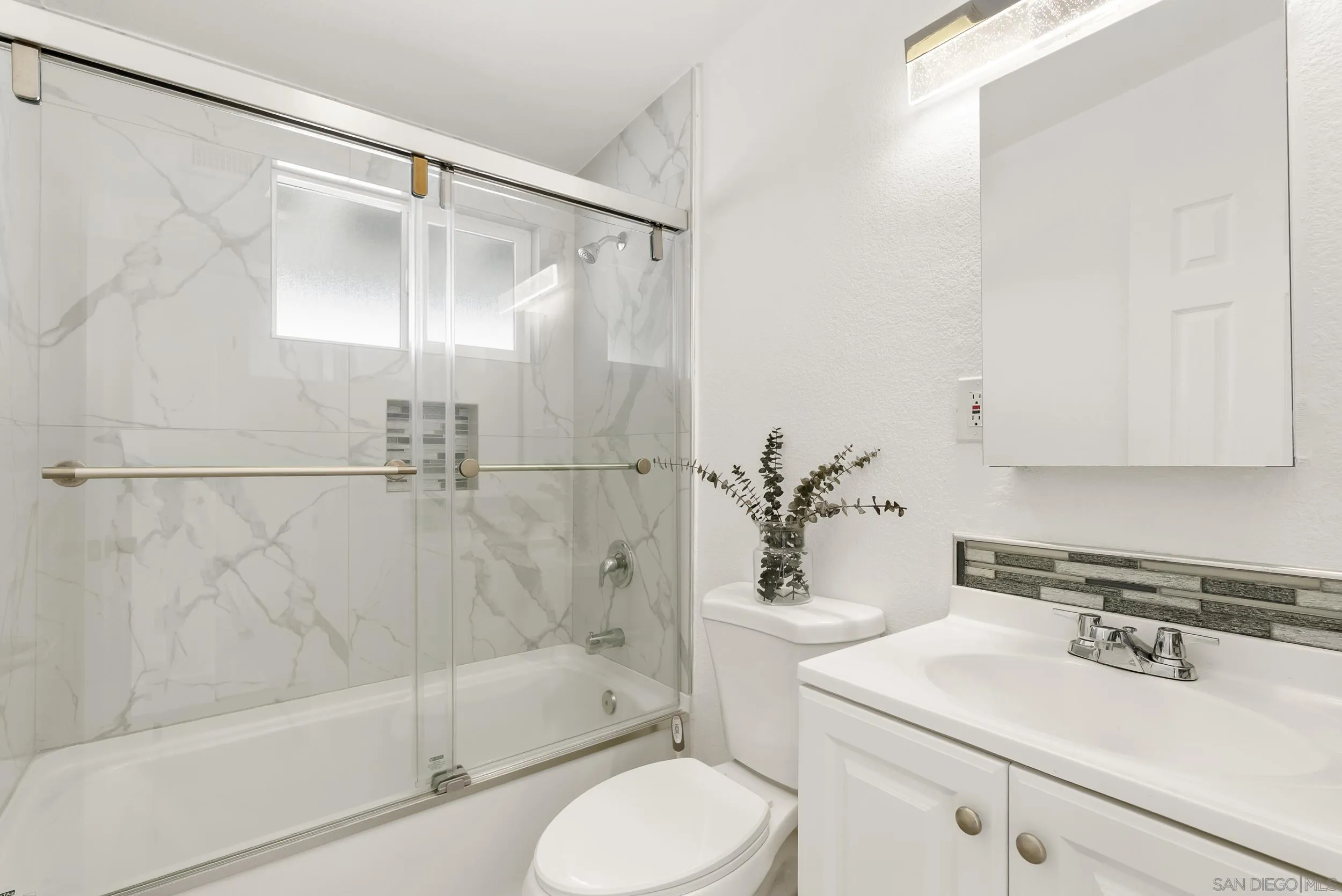 https://cdn.realtyfeed.com/cdn/127/260010016/64e1c271e0e24f9bbc6b839f816acbe0.webp