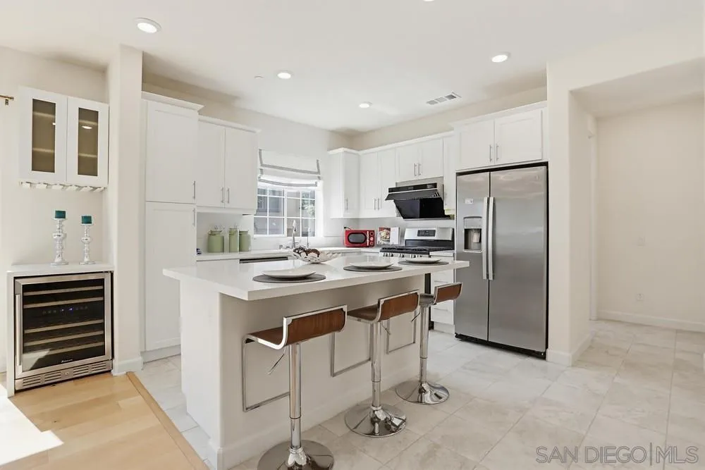 Photo #13: 260010018 Listing: Photo #13