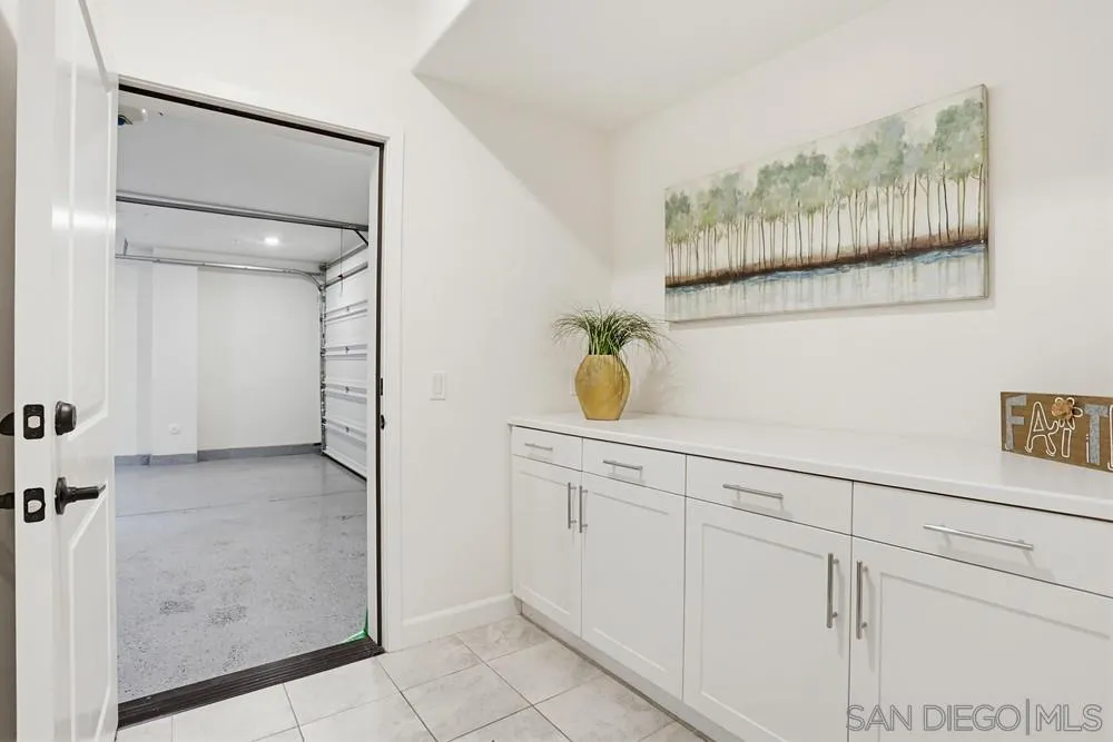 Photo #41: 260010018 Listing: Photo #41