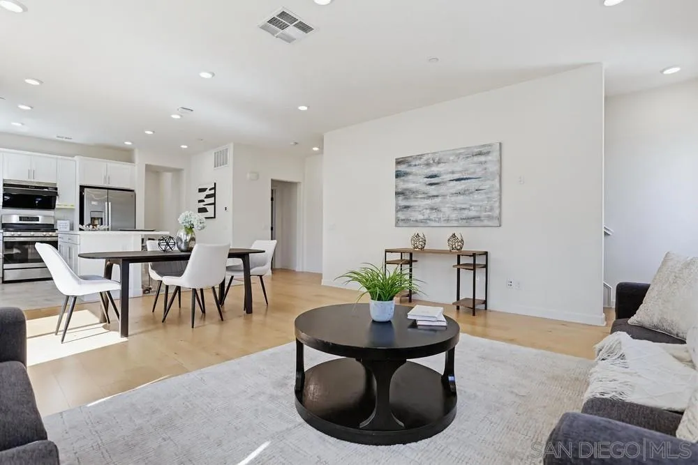 Photo #10: 260010018 Listing: Photo #10