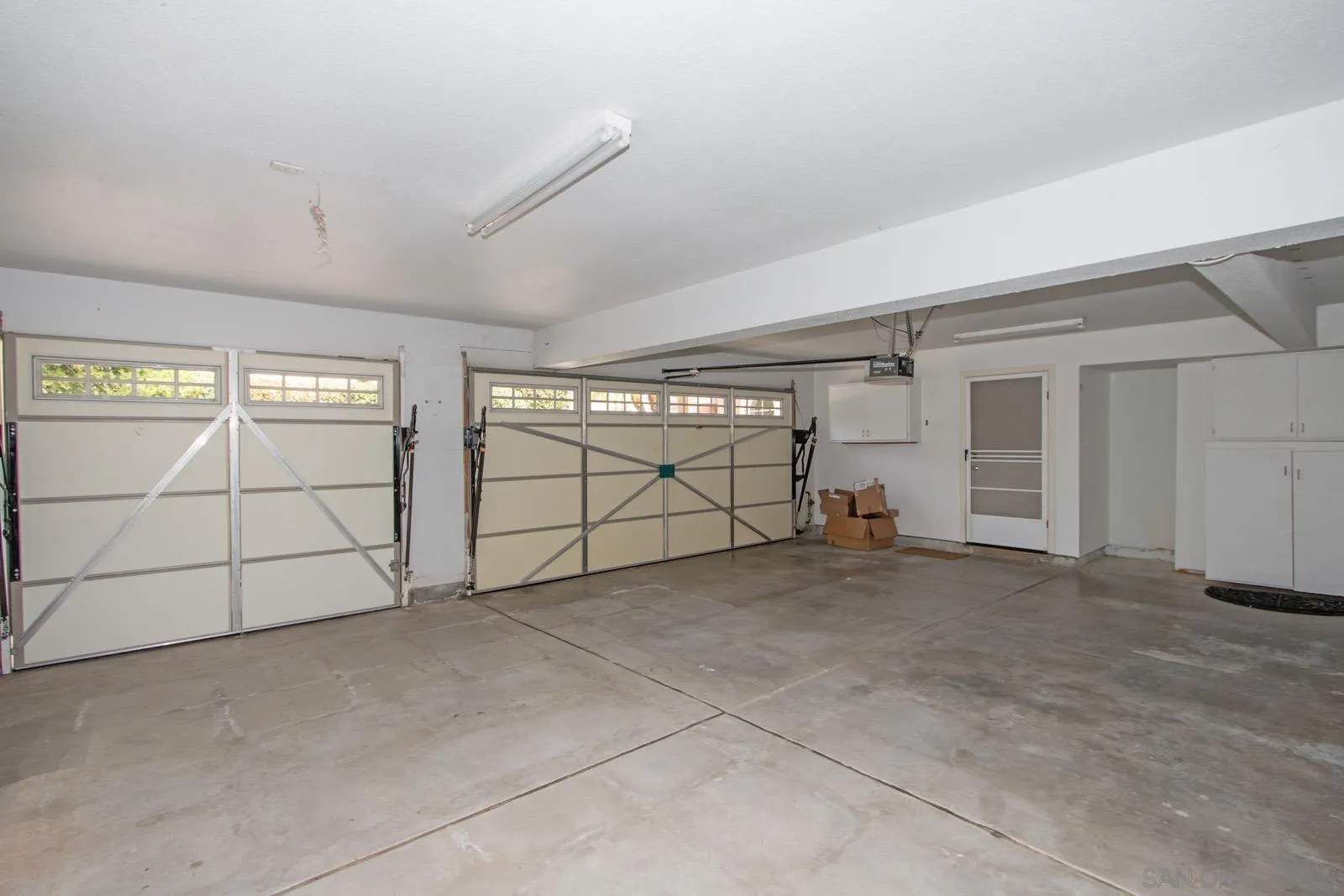 https://cdn.realtyfeed.com/cdn/127/260010023/39609f0f2eac16cfcaaed6d0b1a668e0.webp