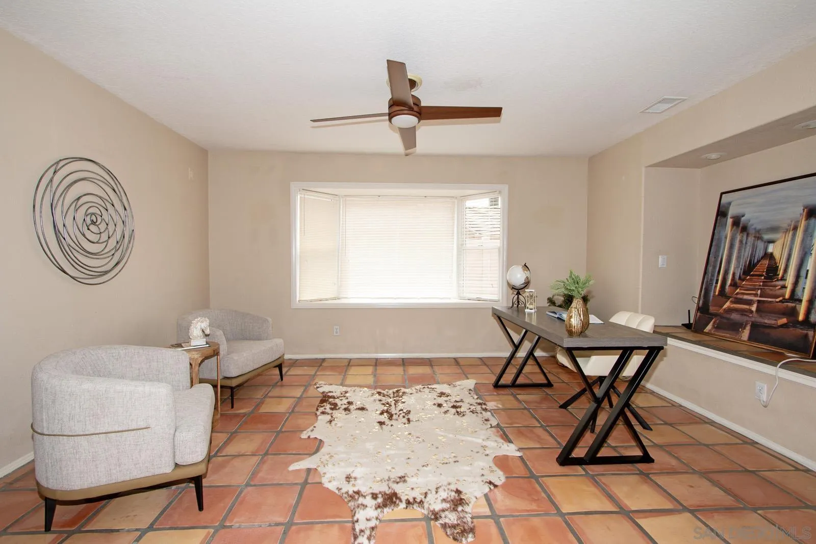 https://cdn.realtyfeed.com/cdn/127/260010023/68d5b285d09eeba396bf2a98435dc24e.webp