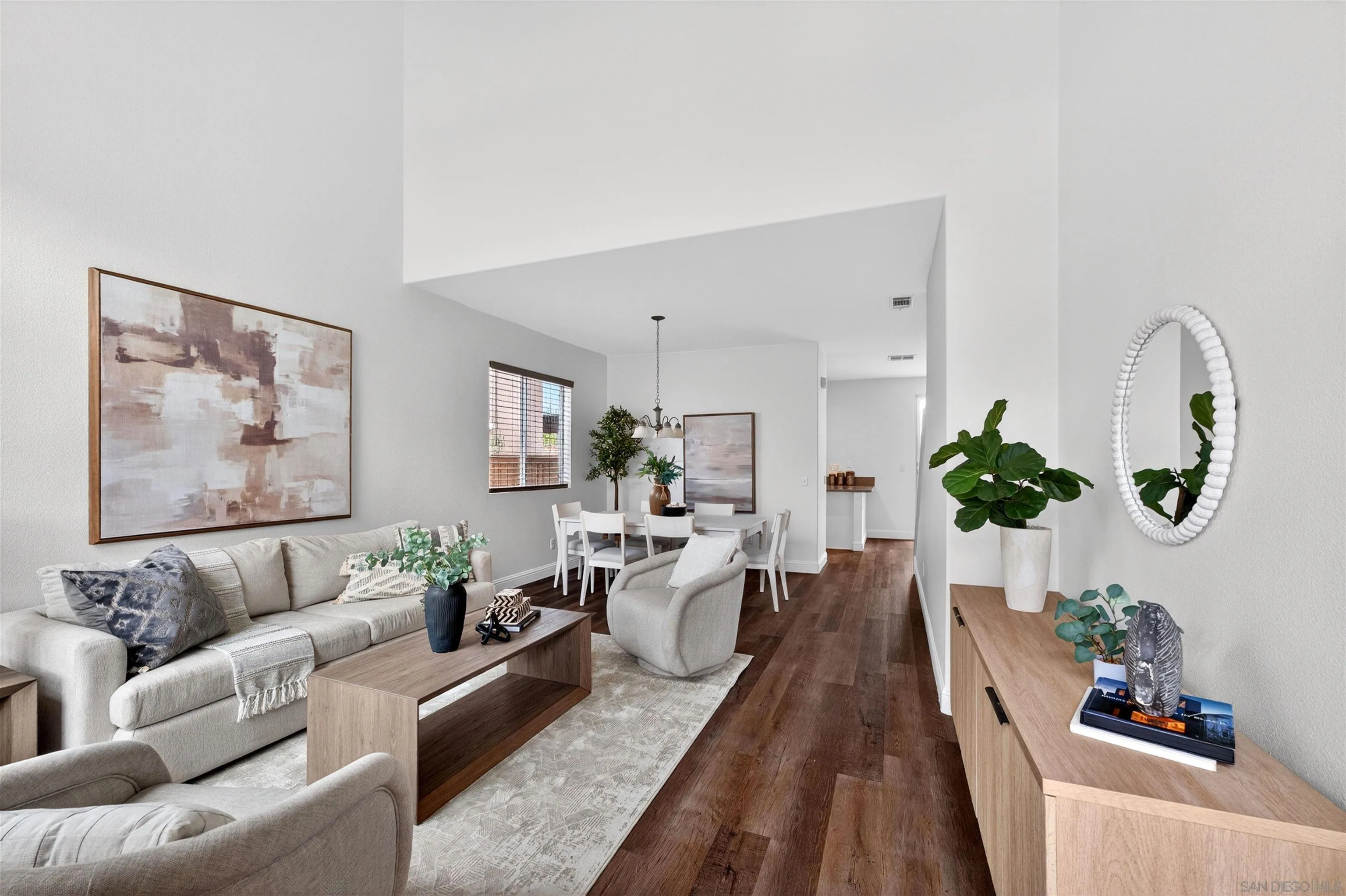 https://cdn.realtyfeed.com/cdn/127/260010030/82f9a3ae97526e740aed7202f9cacb01.webp