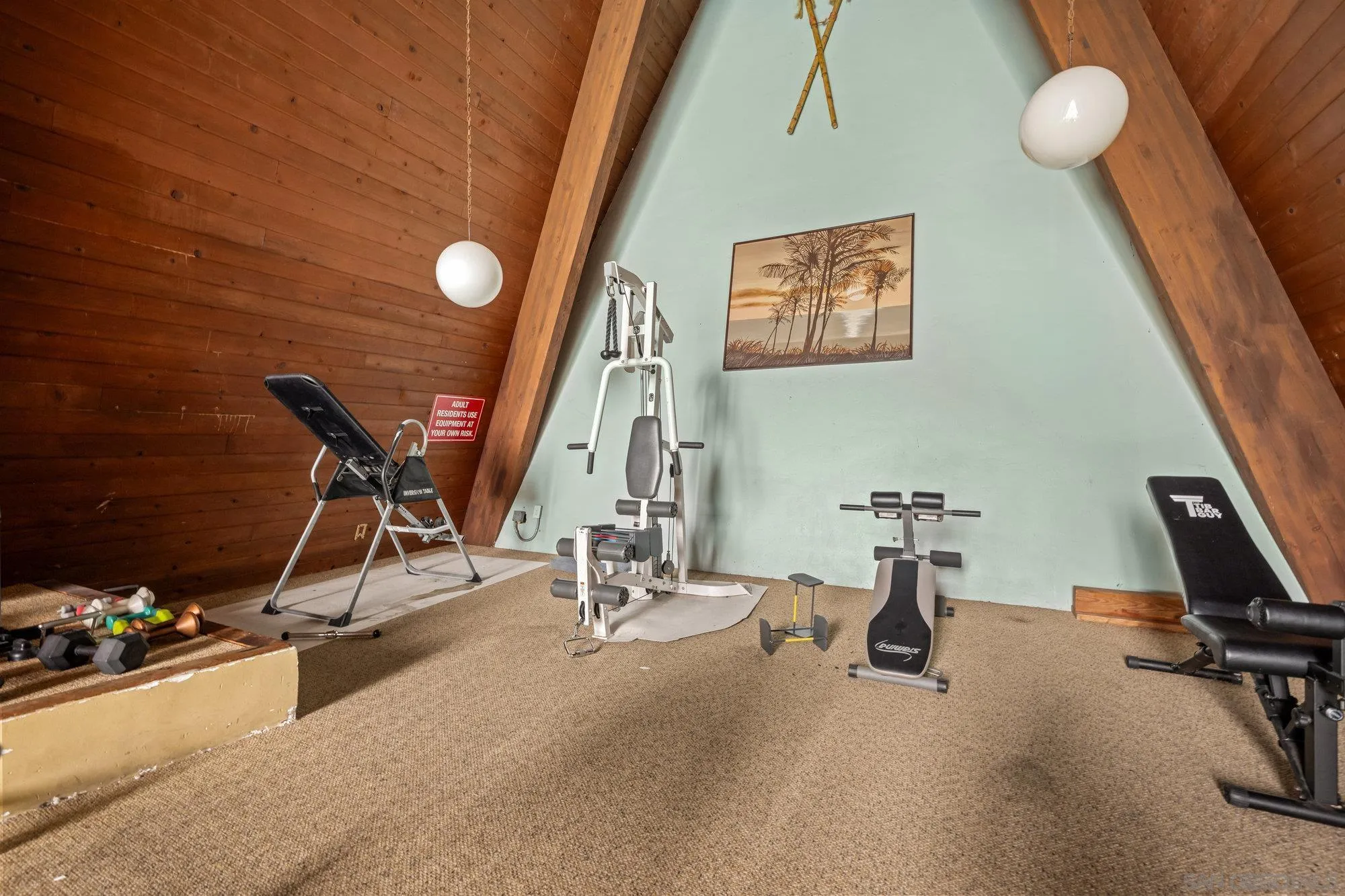 https://cdn.realtyfeed.com/cdn/127/260010032/ca1d008c341d34c13625cd3b7402cb92.webp