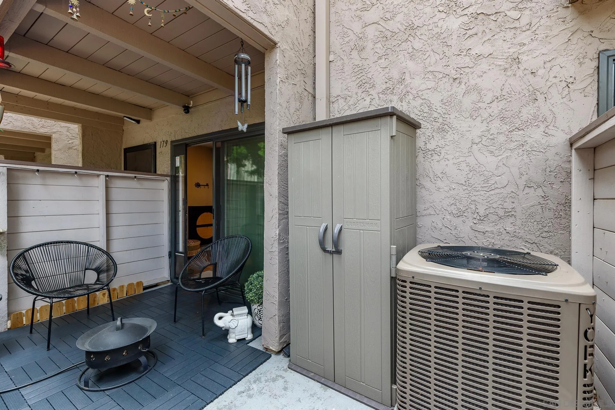 https://cdn.realtyfeed.com/cdn/127/260010043/214743c88bb2d8888301214136b7c49a.webp