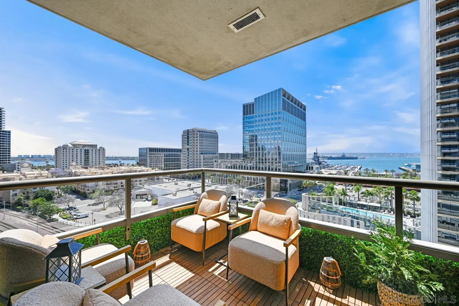 Photo #2: 260010044 Listing: Photo #2